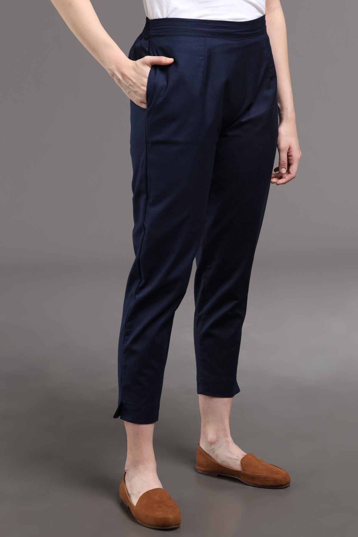 Swiss Linen Pencil Pant