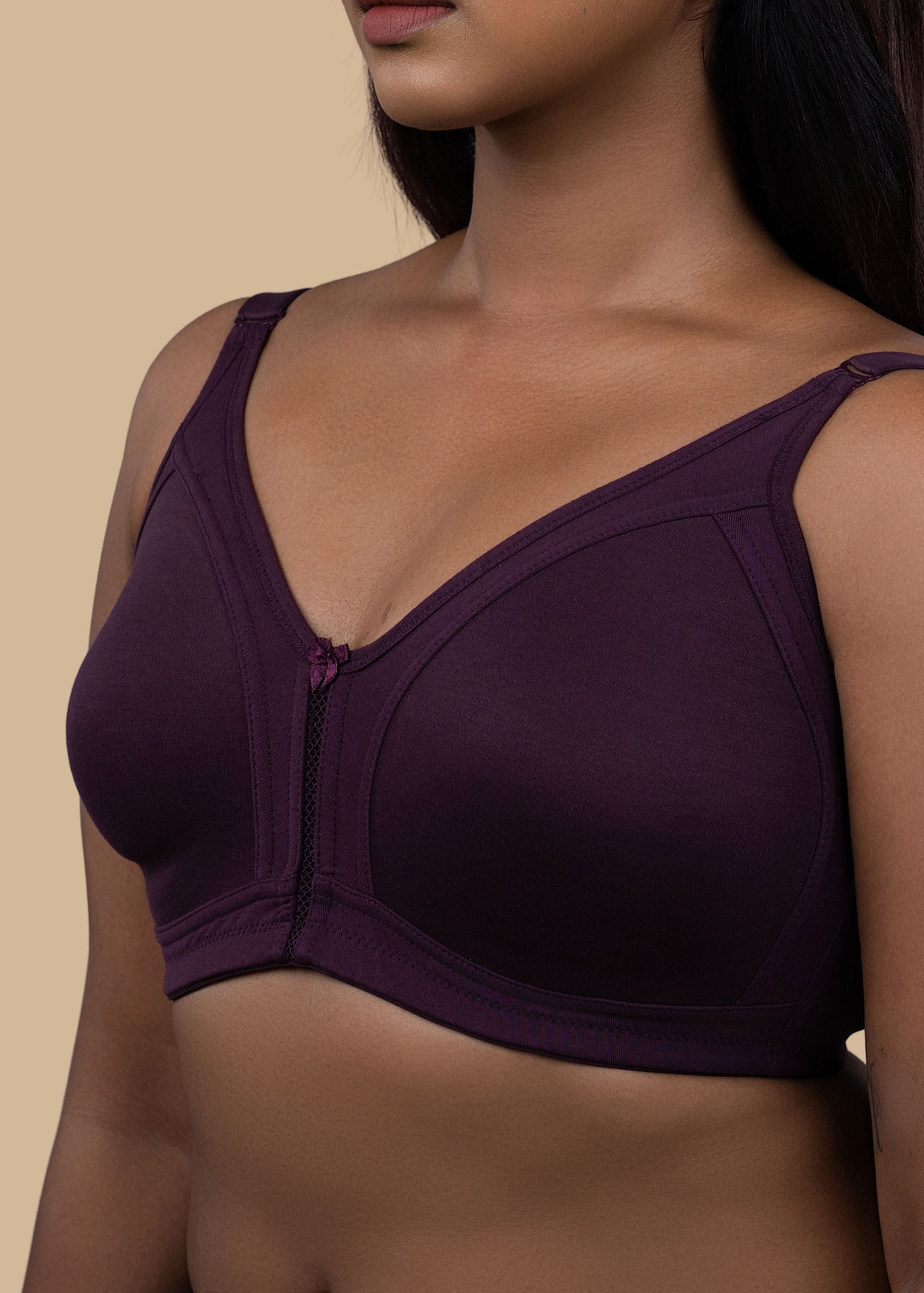 EMY C :Spacer Minimizer Bra