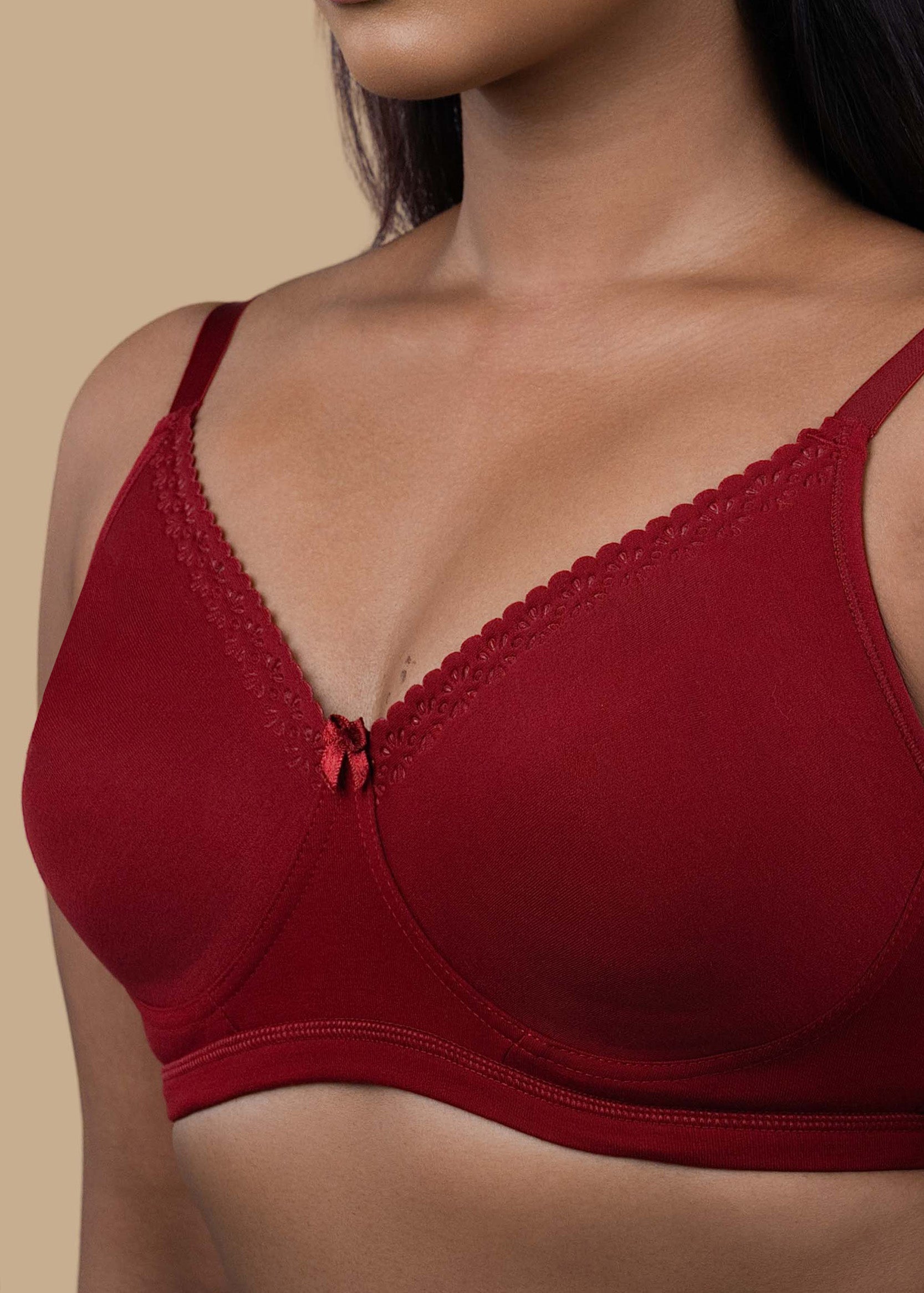 BLOOM: Foam Moulded Flower Neck Bra