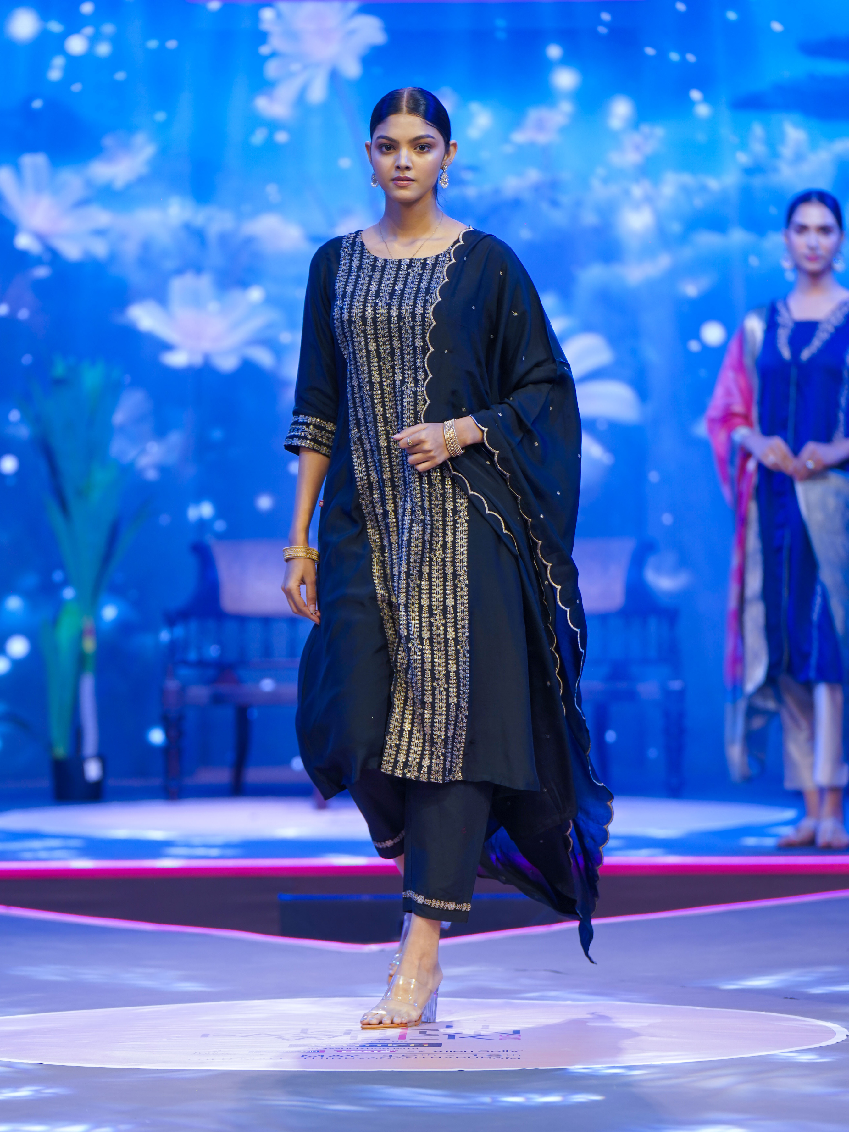 Black Muslin Kurti Set & Dupatta With Sequins Work