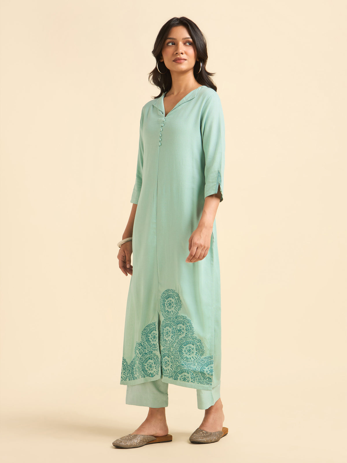 Aqua Green Viscose Linen Slitted Kurti Set With Embroidery