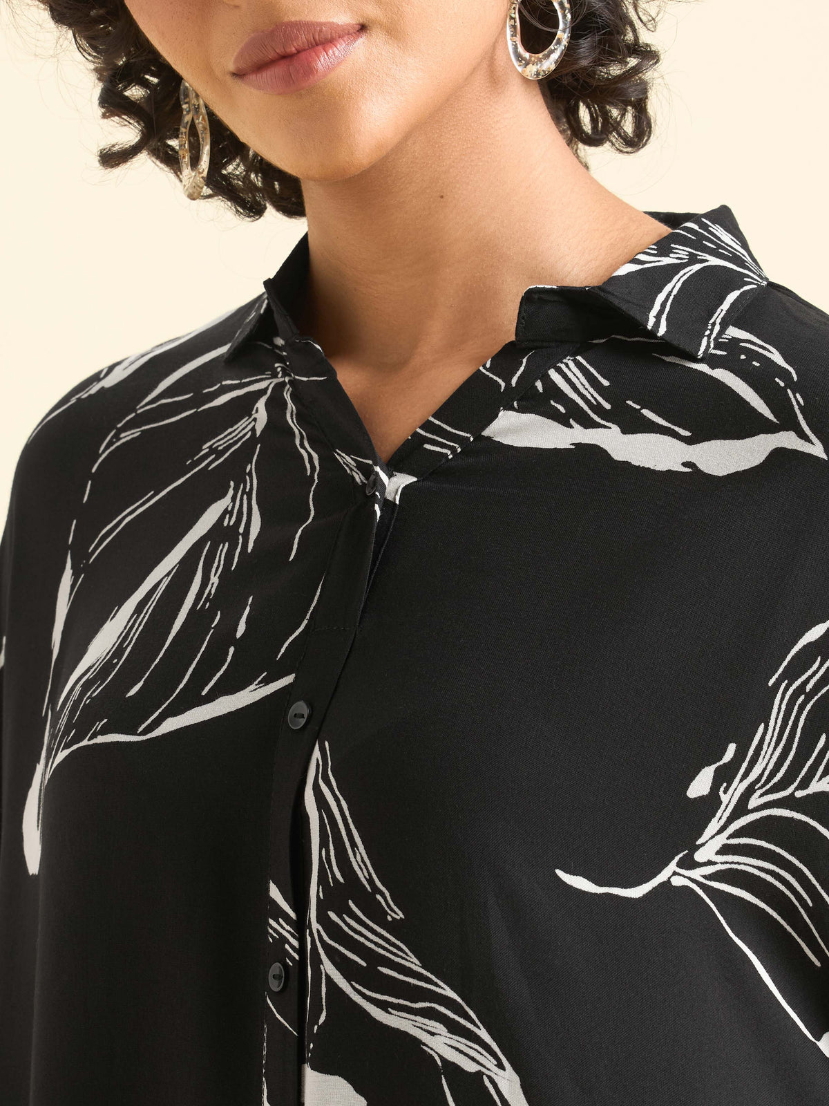 Black And Ivory Viscose Printed Flared Kaftan With Handwork