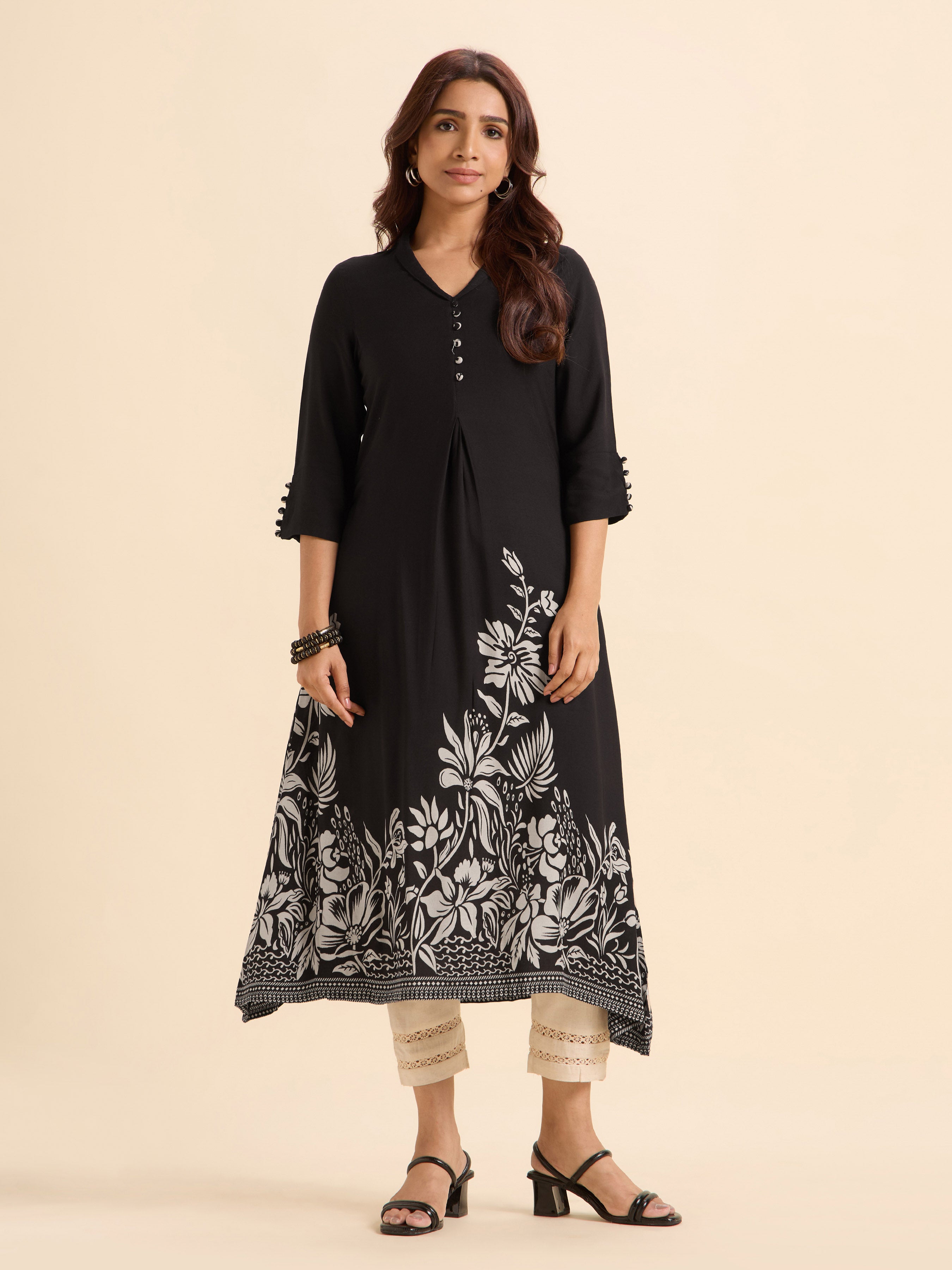 Black White Colour Viscose Printed Flared Kurti With Box Pleat