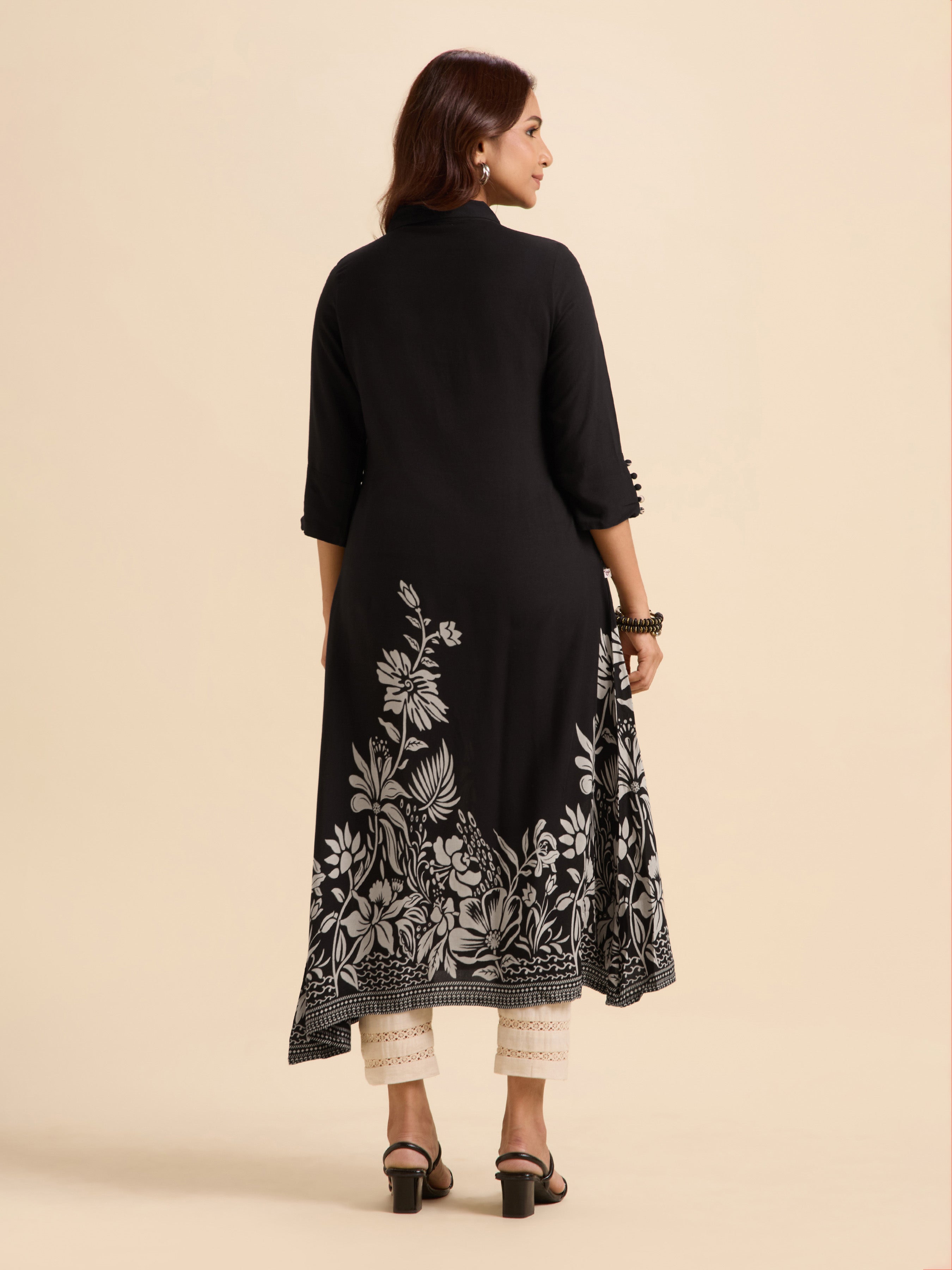 Black White Colour Viscose Printed Flared Kurti With Box Pleat