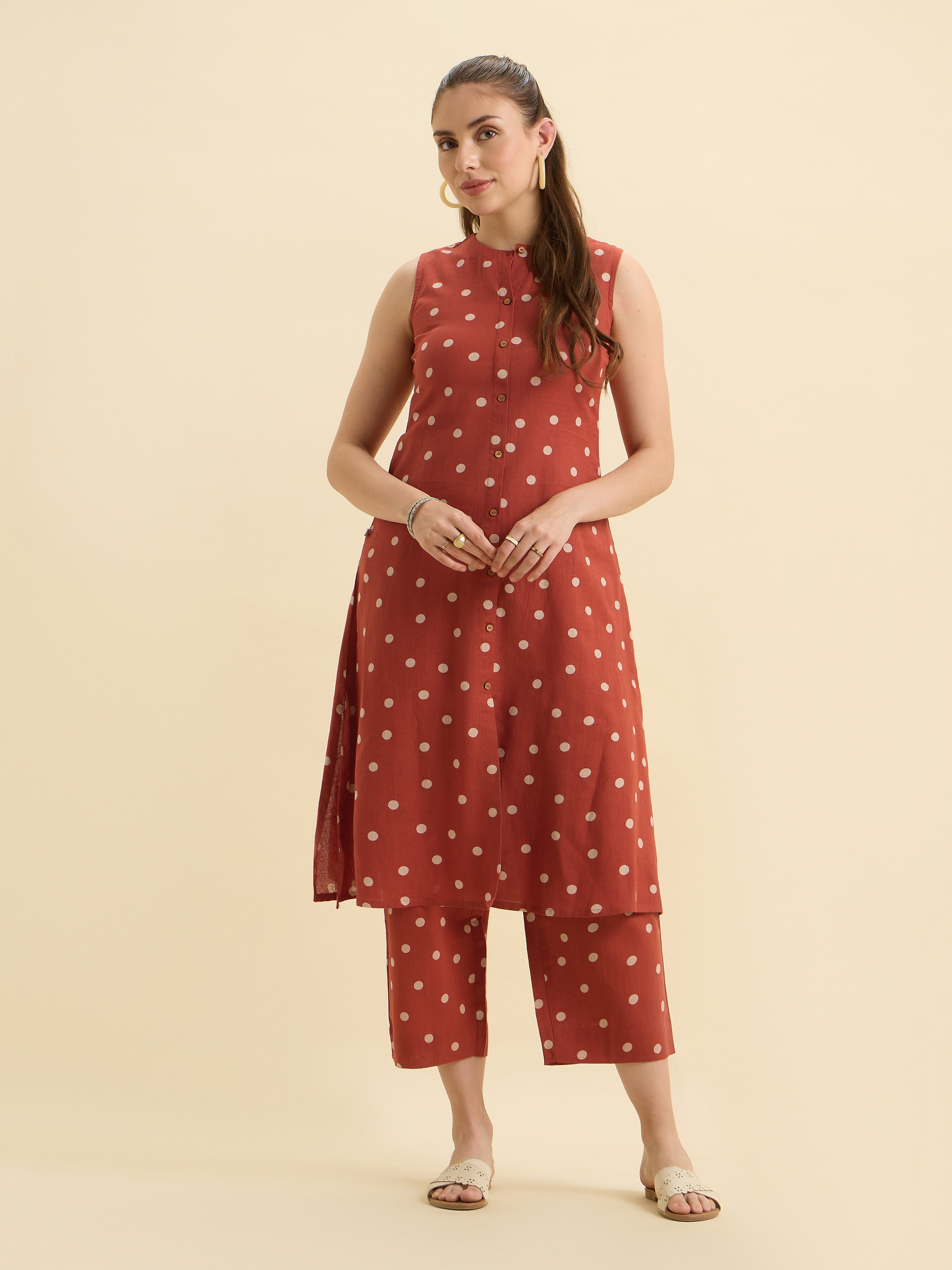 Brick Red Ivory Cotton Flax Printed Flared Sleeveless Kurti Set With Centre Cut