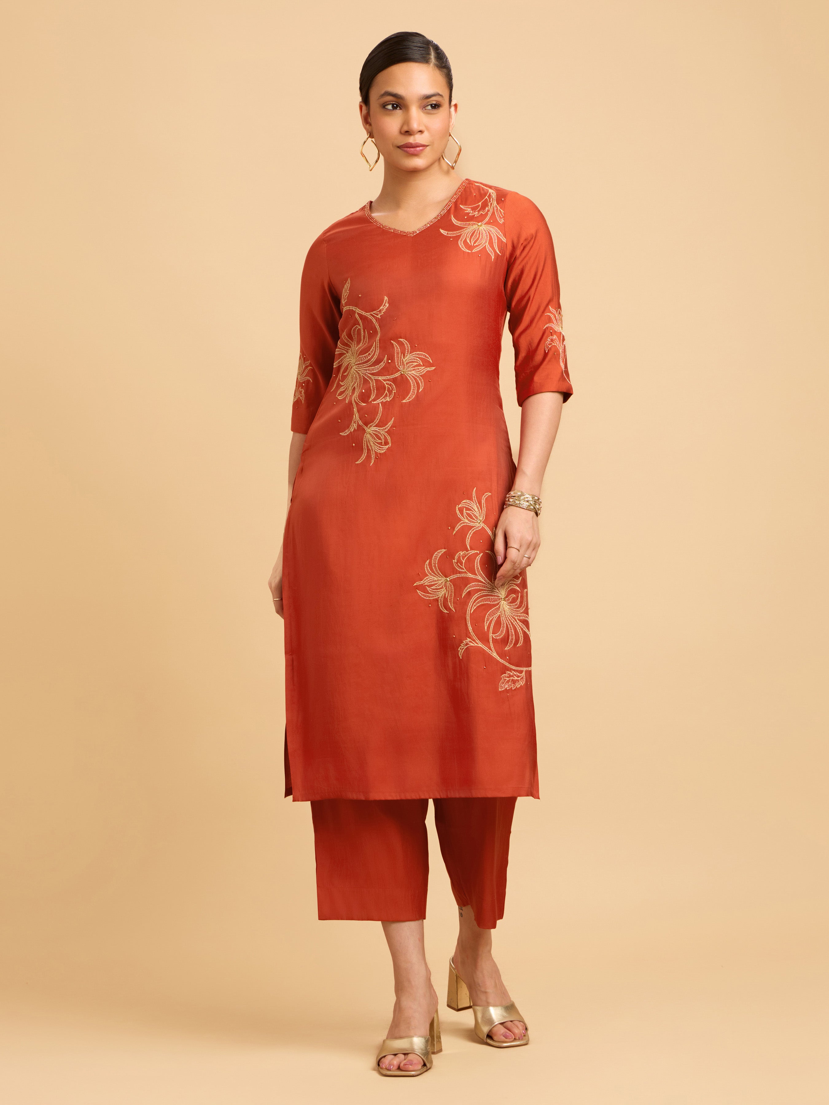 Brick Red Poly Viscose Plain Slited Kurti Set With Embroidery And Sequins Work