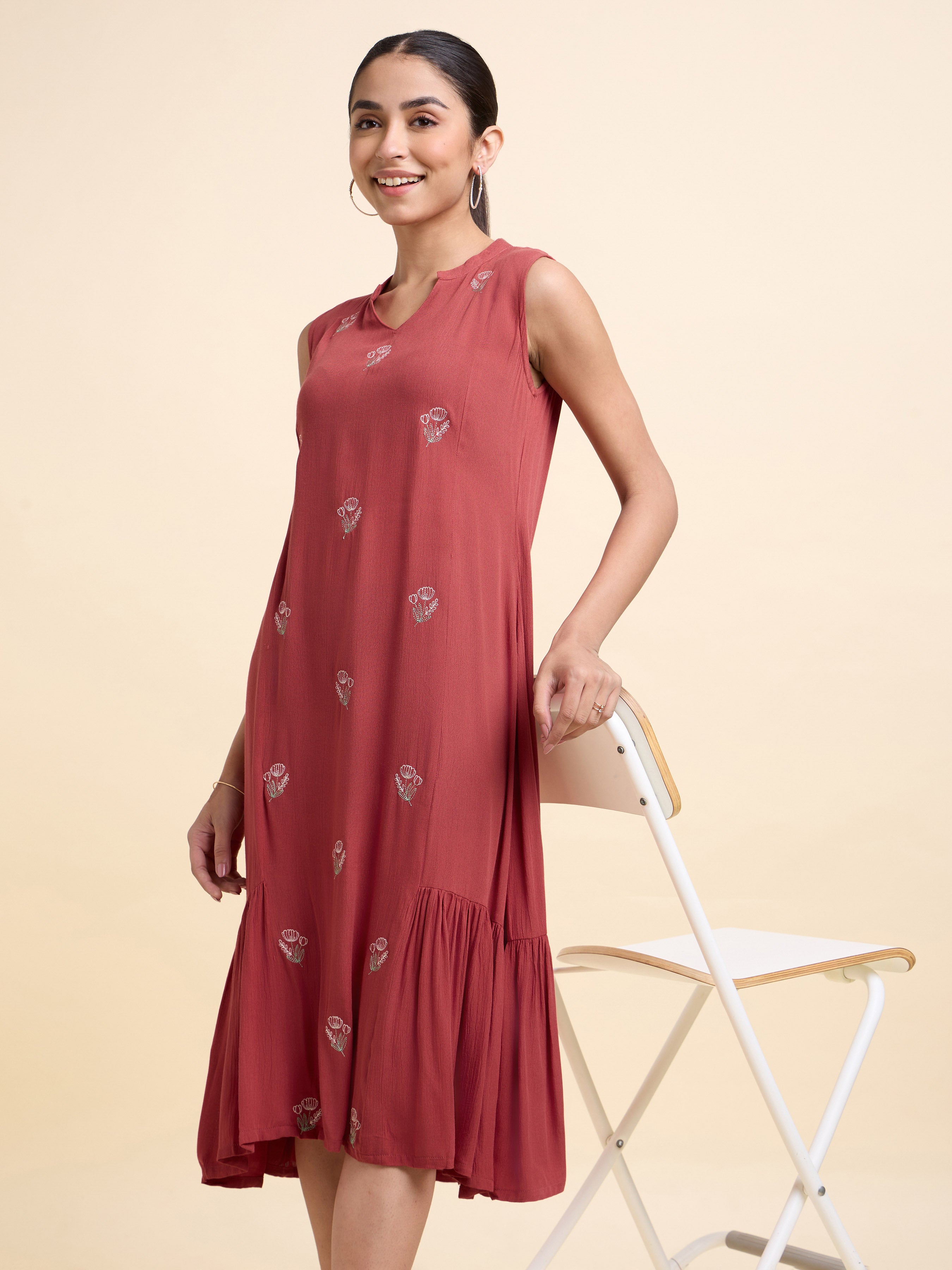 Brick Red Wrinkle Viscose Plain Flared Sleeveless Kurti With Embroidery