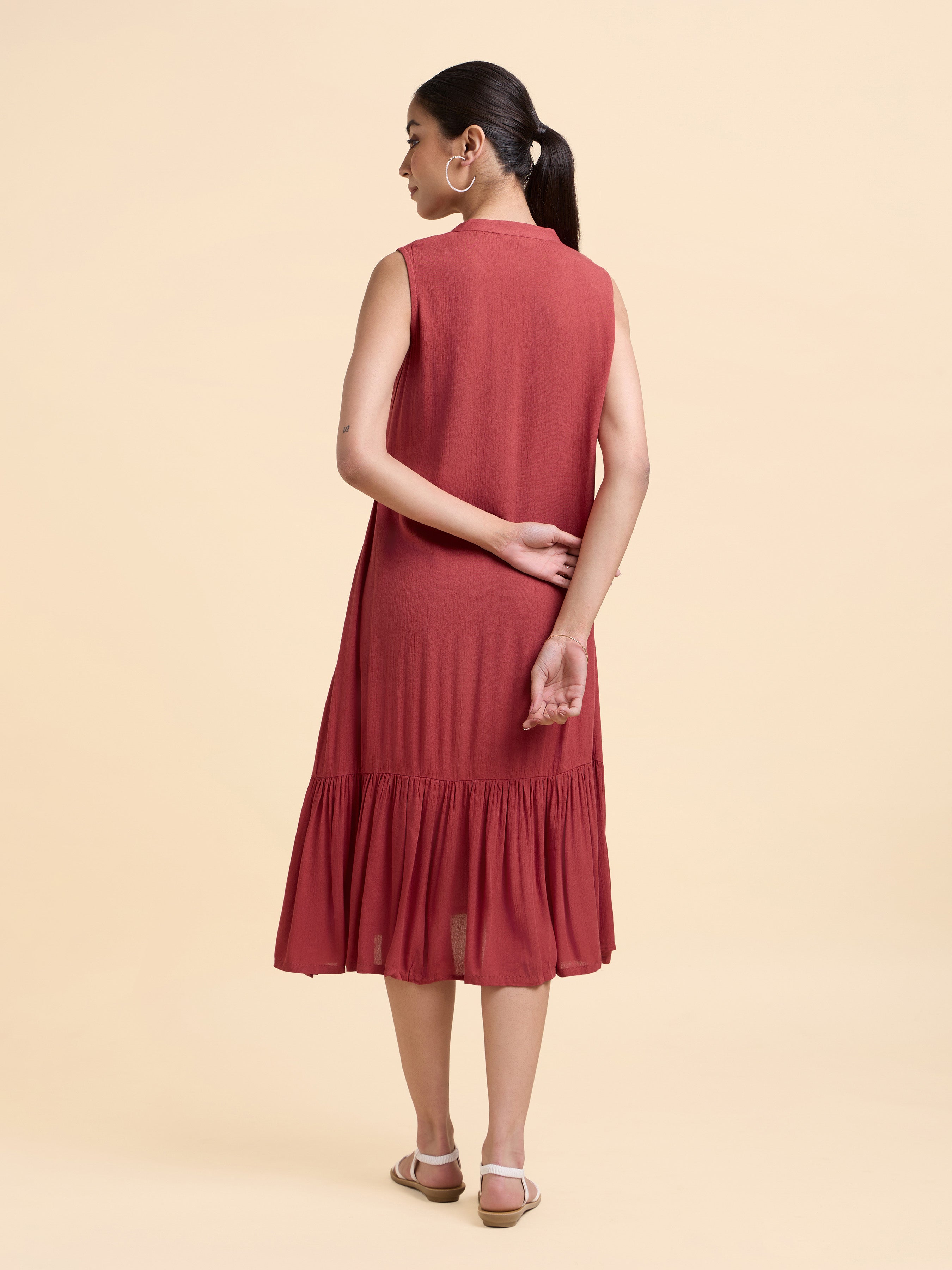 Brick Red Wrinkle Viscose Plain Flared Sleeveless Kurti With Embroidery
