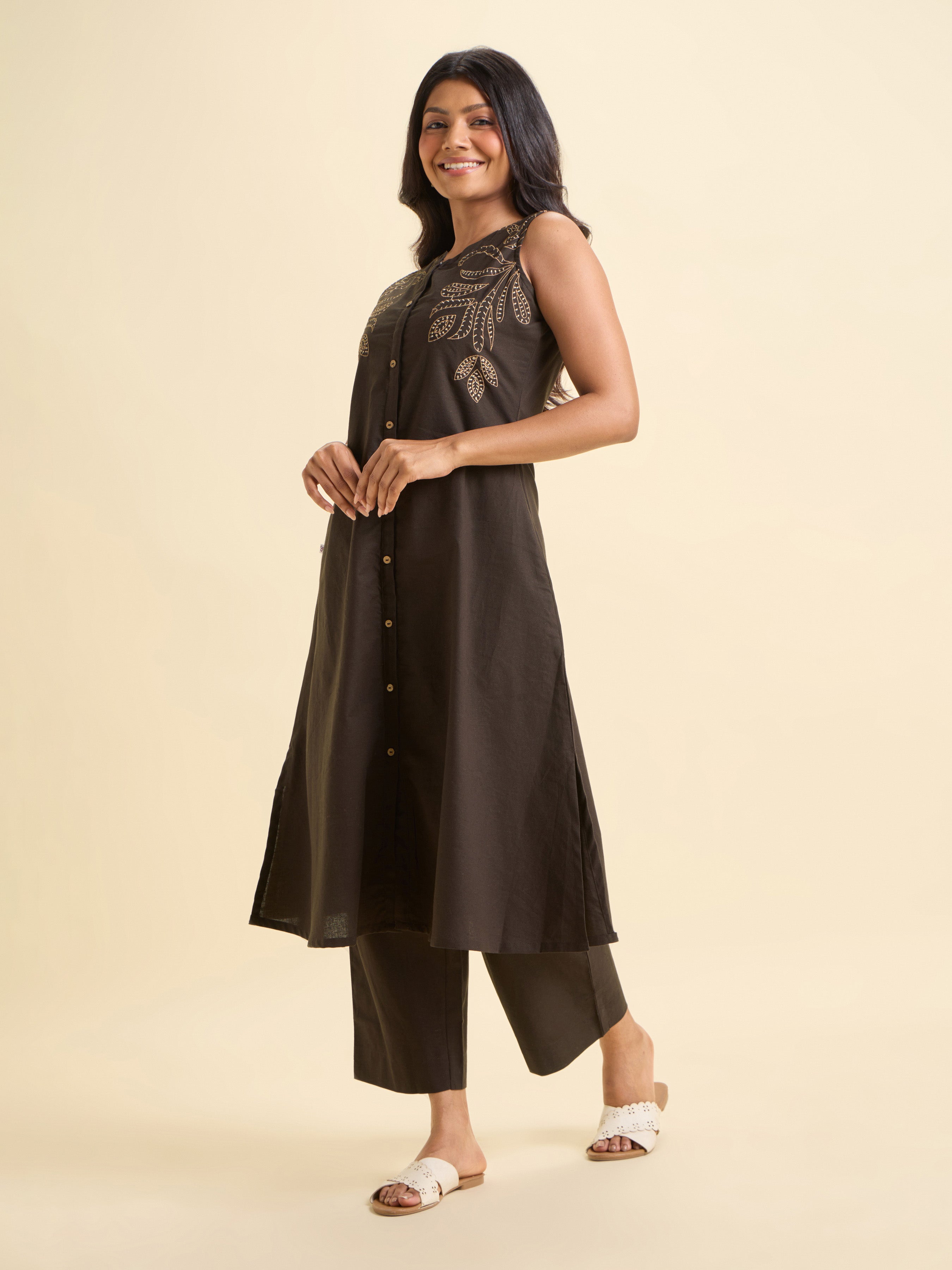 Brown Cotton Flax Plain Kurti Set With Embroidery