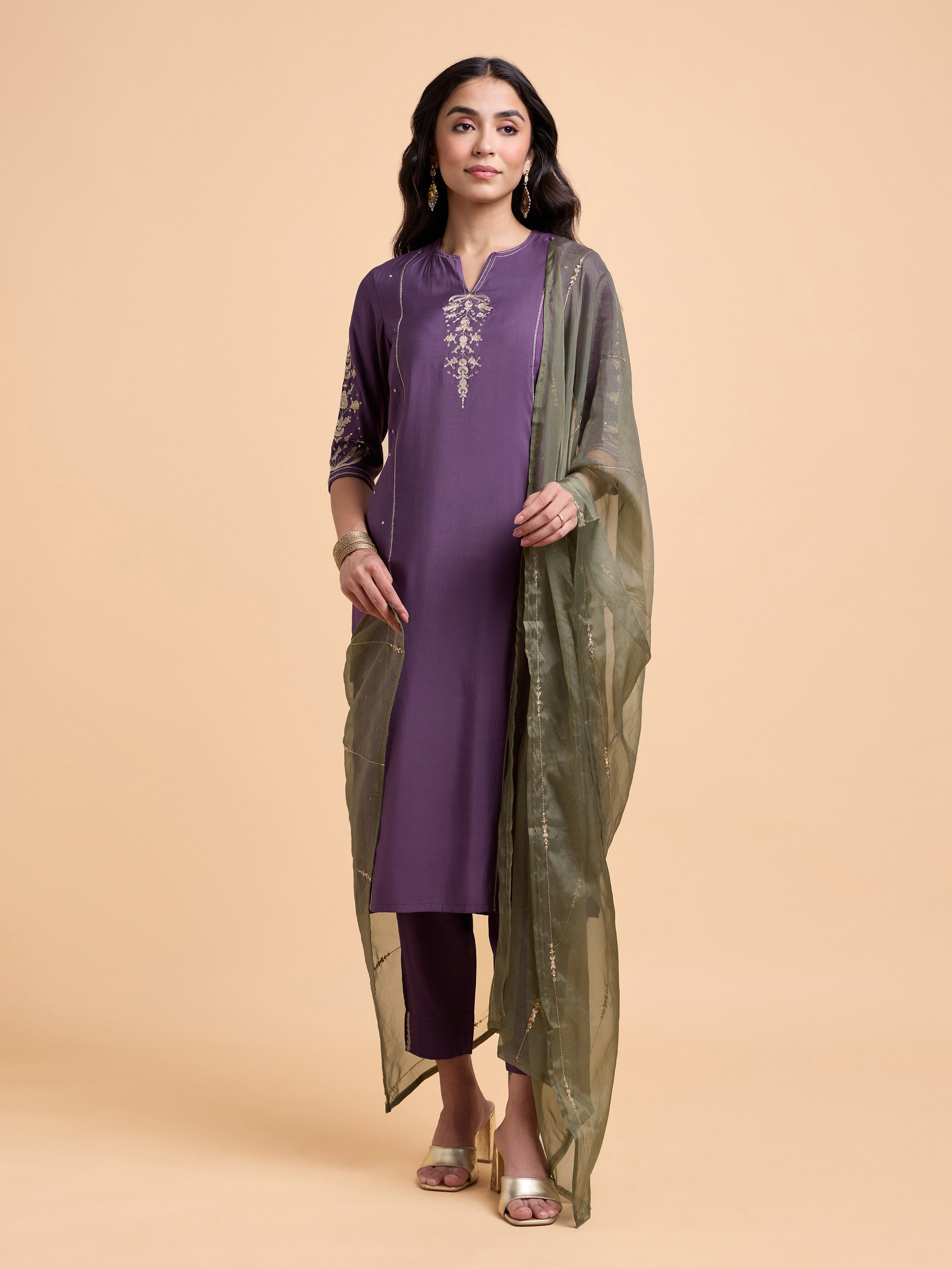 Dusty Purple Colour Poly Viscose Plain Slitted Kurti Set With Embroidery And Sequins Work