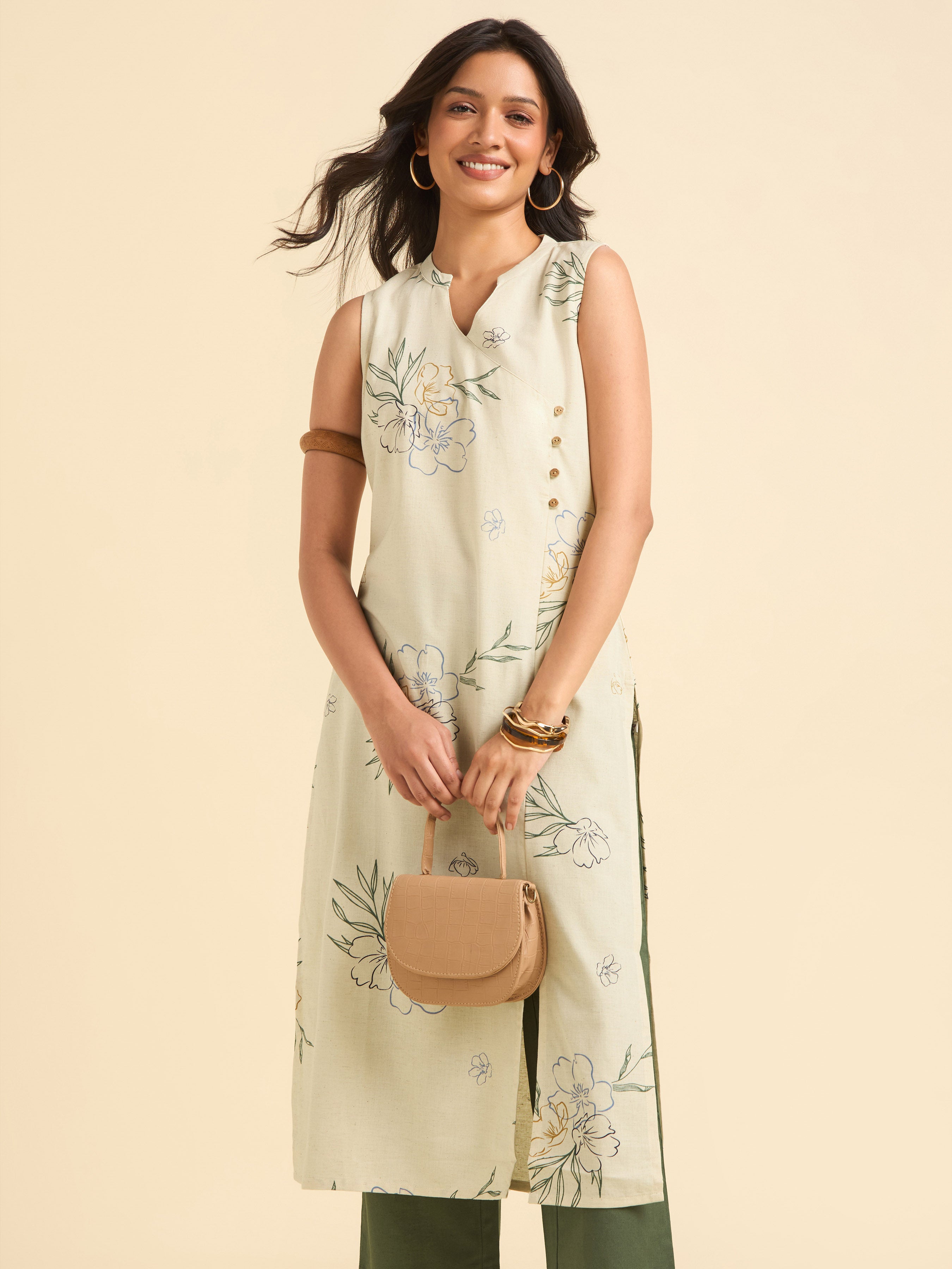 Ivory Cotton Flax Printed Slitted Kurti With Bottom