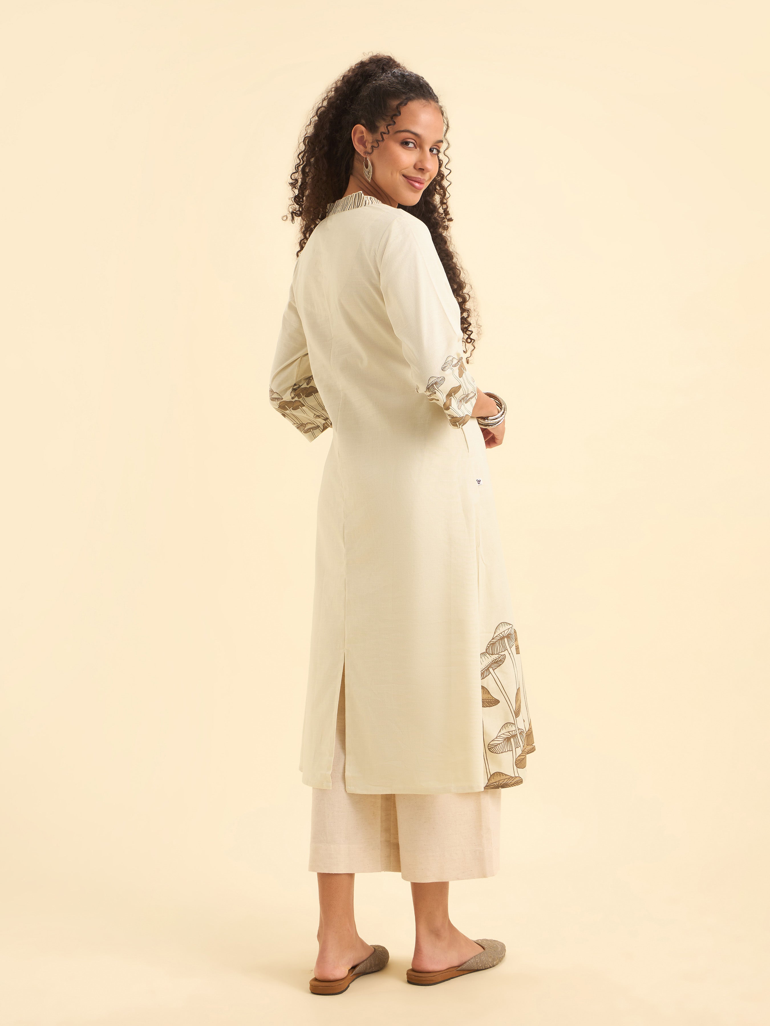 Ivory Cotton Flax Slub Plain Kurti With Placement Prints