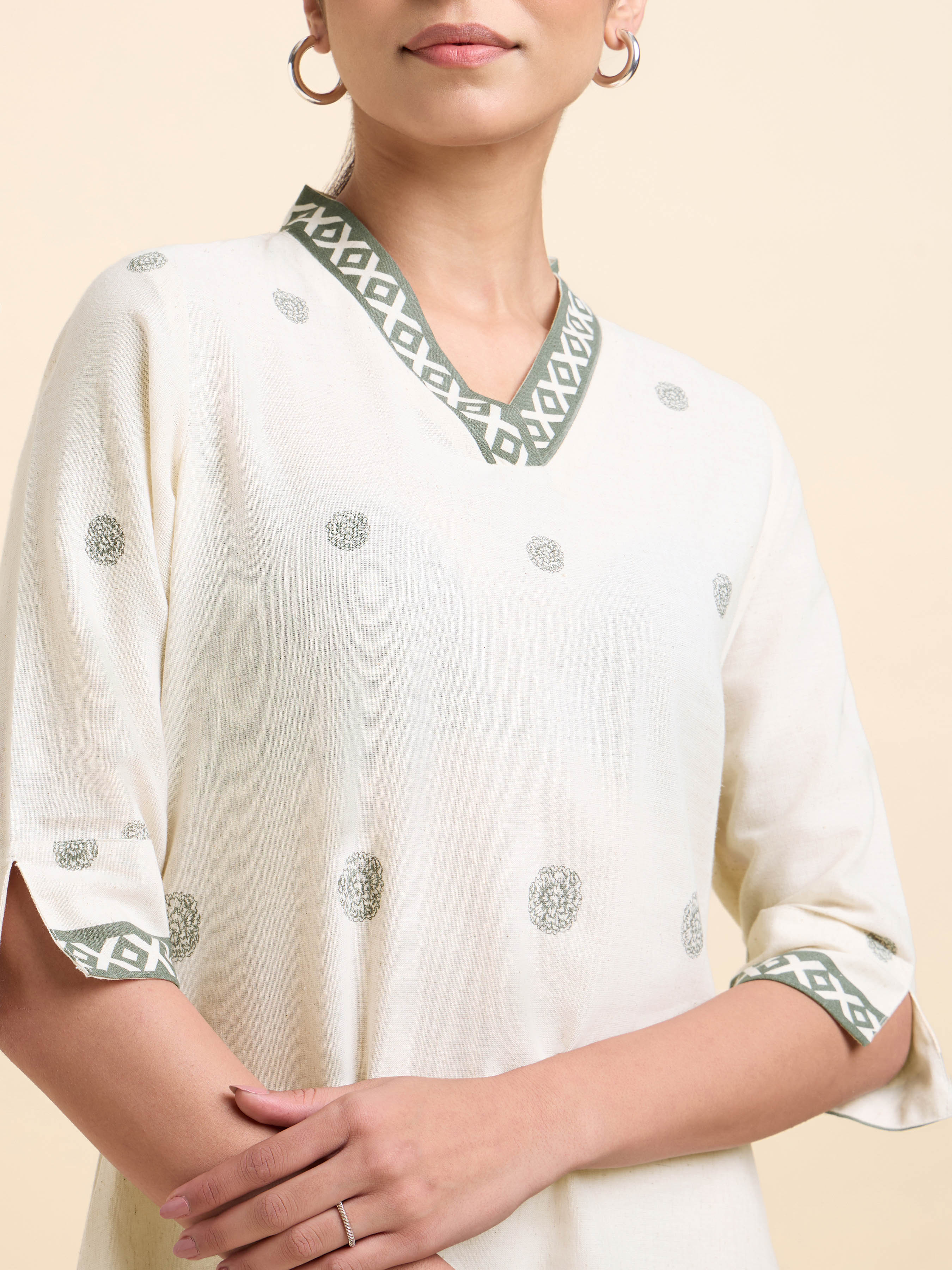 Ivory Grey Coloured Cotton Flax Printed Slitted Kurti