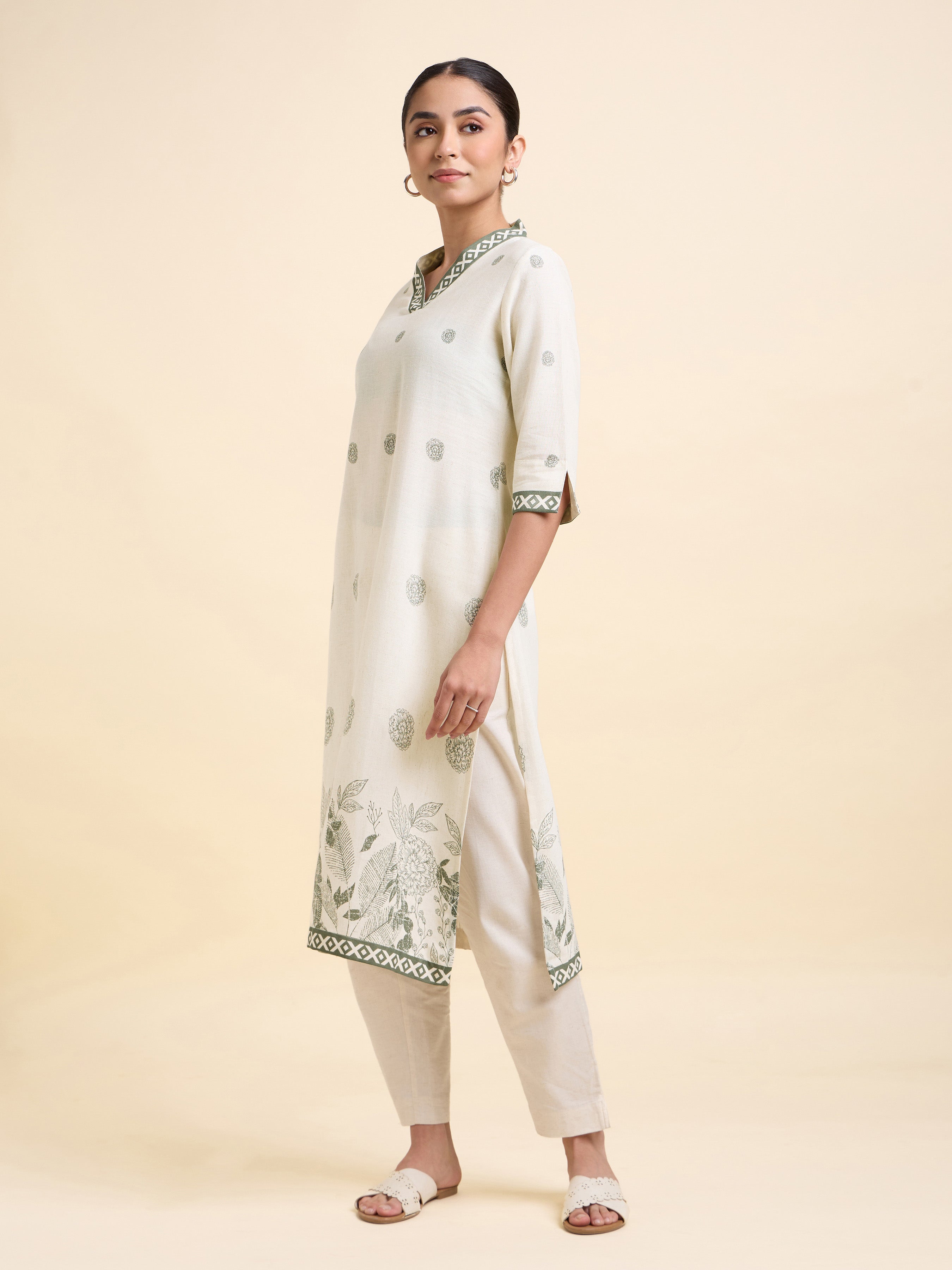 Ivory Grey Coloured Cotton Flax Printed Slitted Kurti