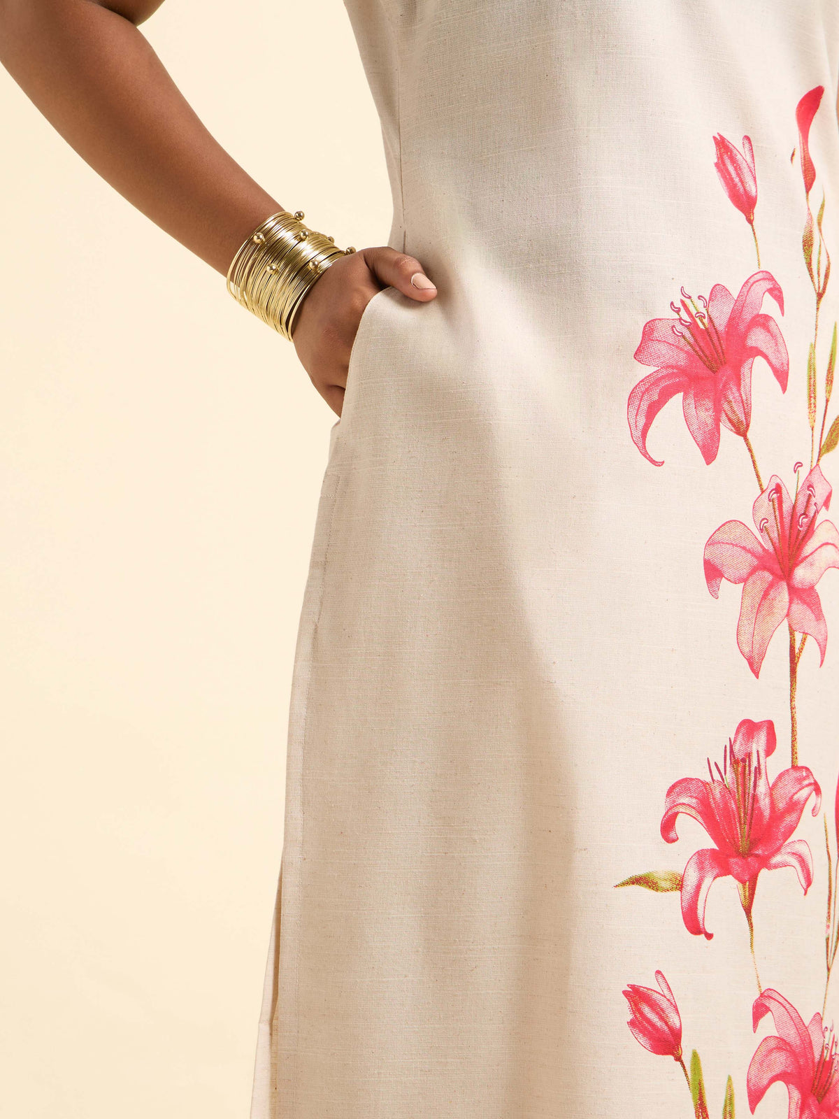 Ivory Multi Colour Cotton Flax Slub Plain Kurti With Placement Print