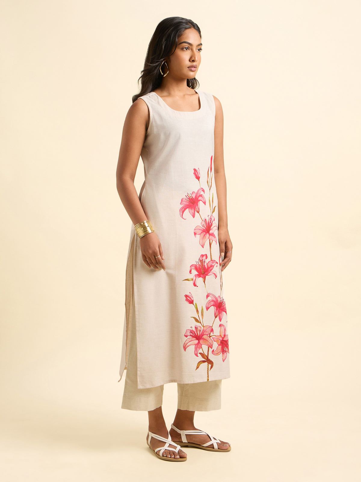 Ivory Multi Colour Cotton Flax Slub Plain Kurti With Placement Print