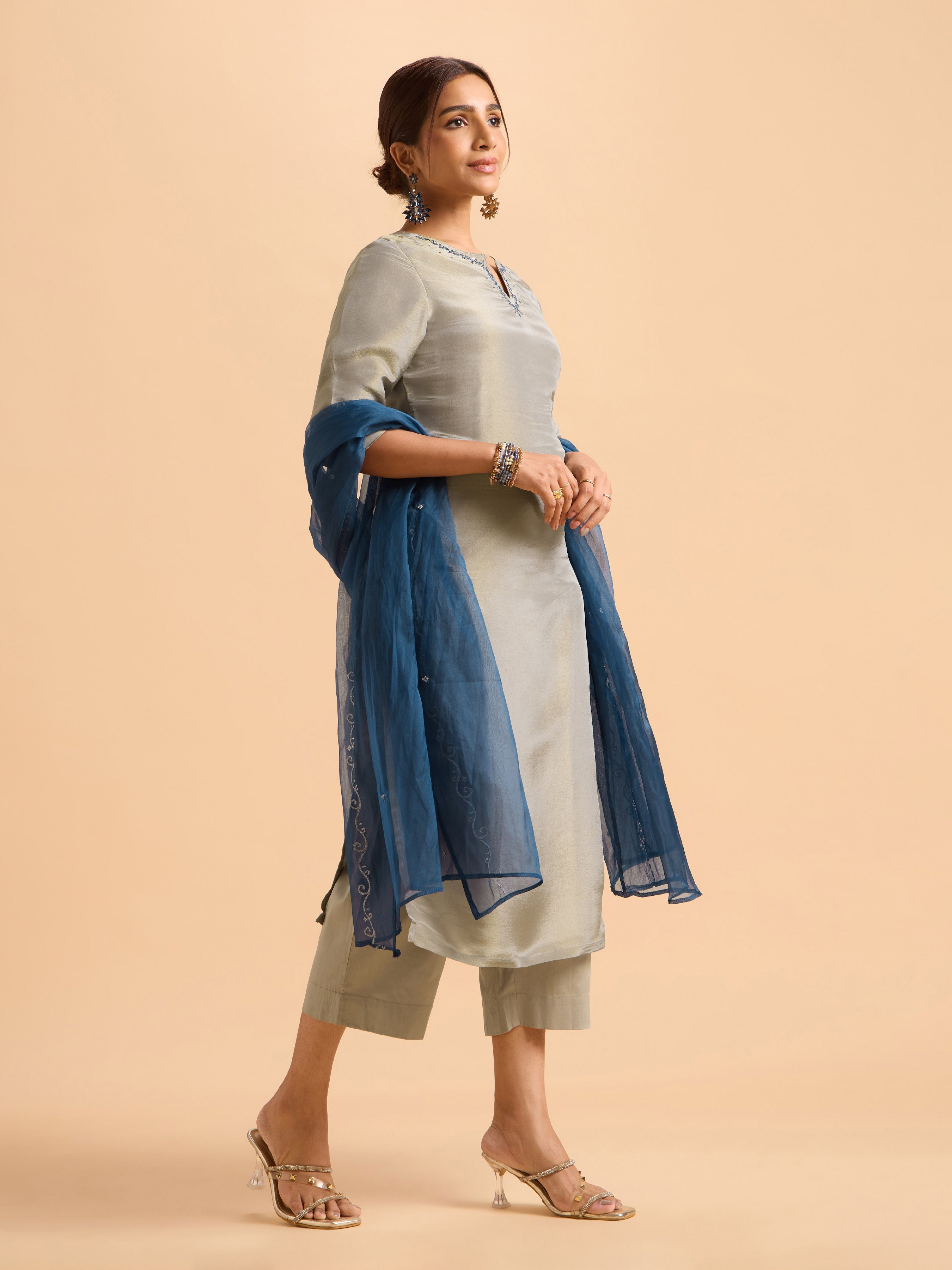 Light Grey Viscose Shimmer Plain Slitted Kurti Set With Embroidery And Sequins Work And Embroidery And Sequins Work Dupatta-T