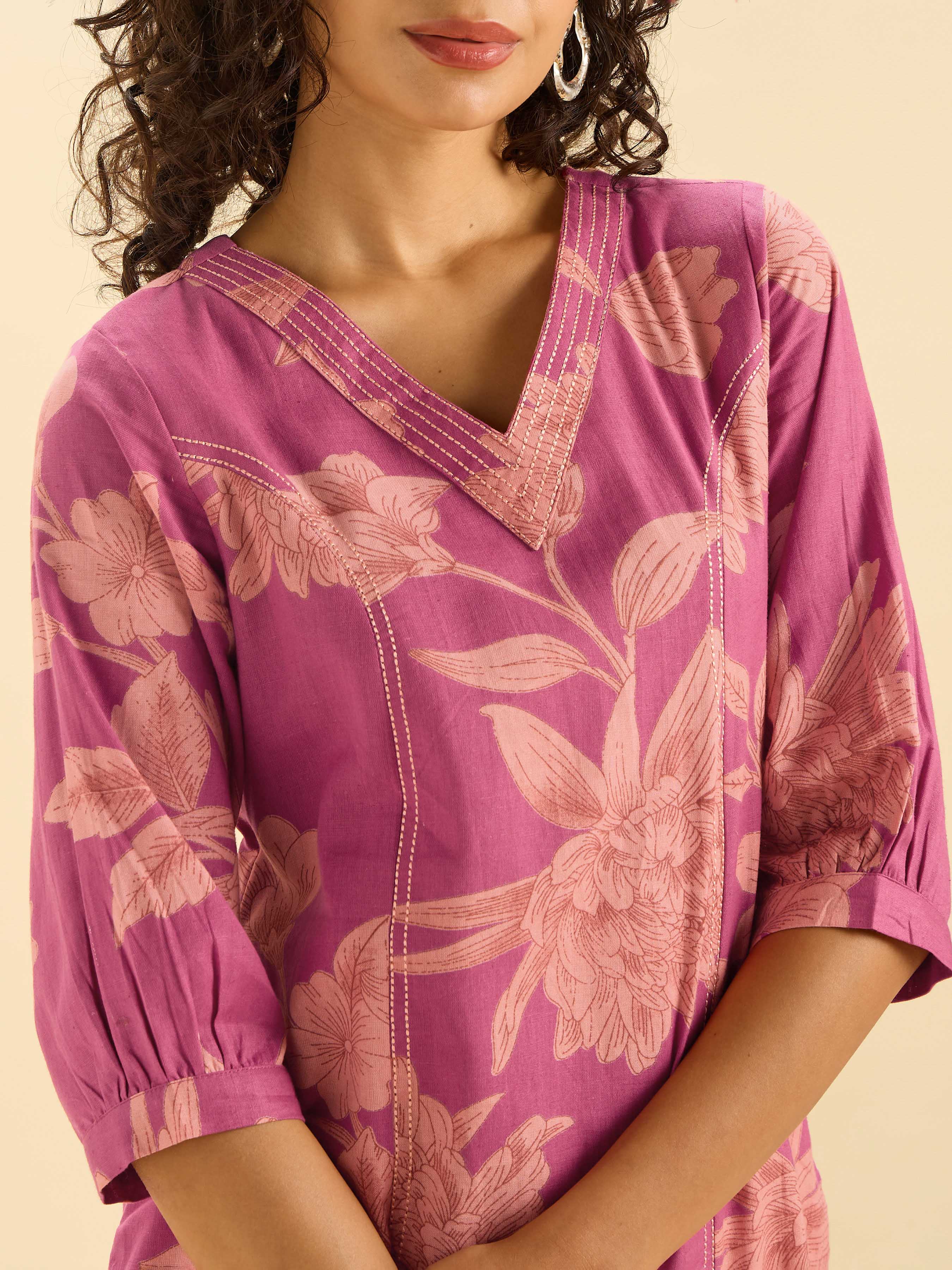 Majenta Beige Cottonf Fax Print Slited Kurti With Princess Cut And Embroidery