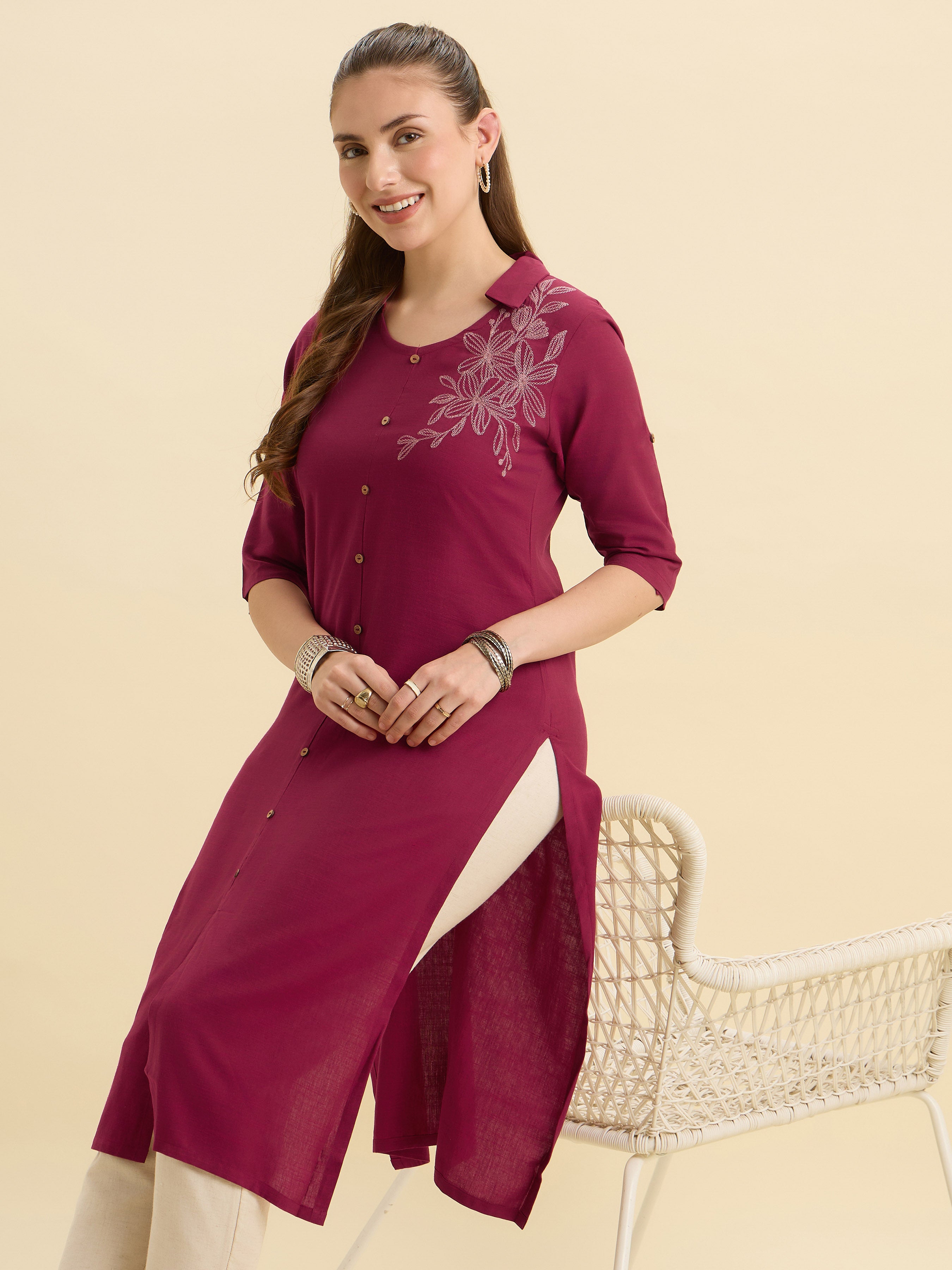 Magenta Cotton Blend Plain Slited Kurti With Embroidery