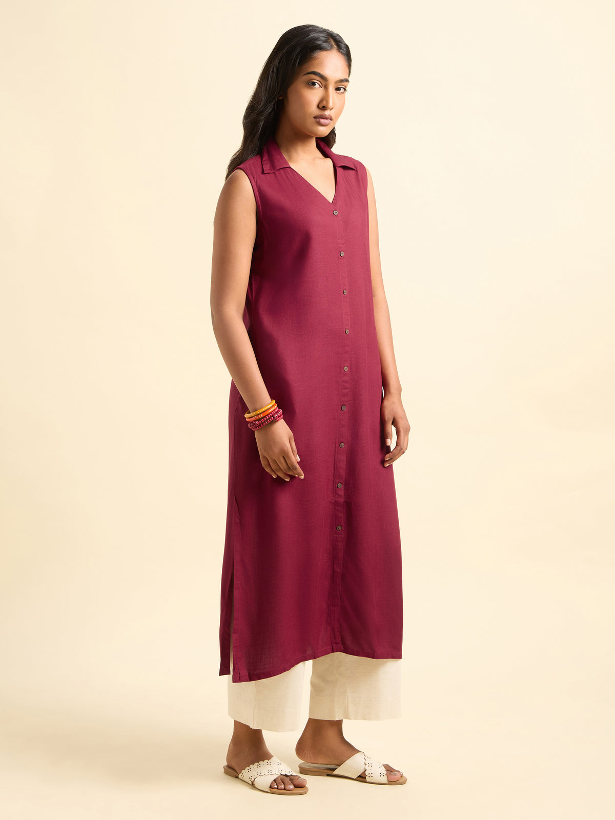 Maroon Viscose Plain Slitted Kurti With Centre Placket