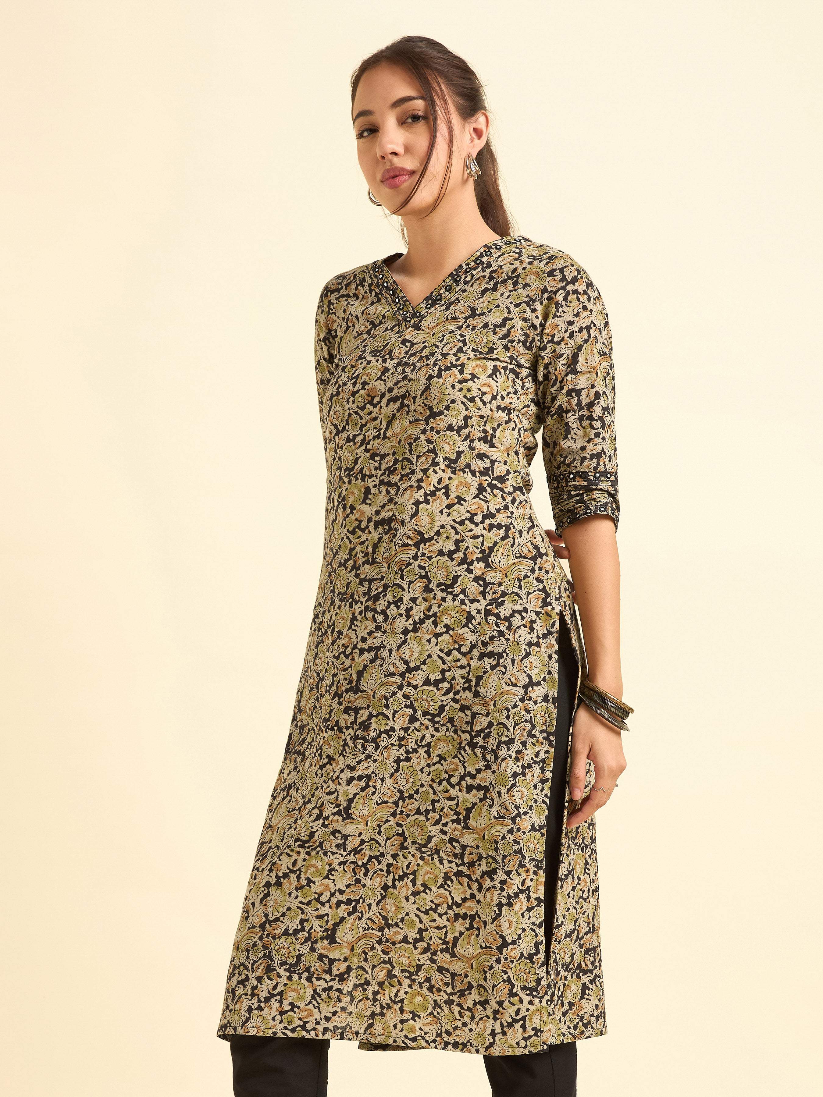 Multi-Colour Cotton Printed Kurti With Sequins & Mirror Work Embroidery