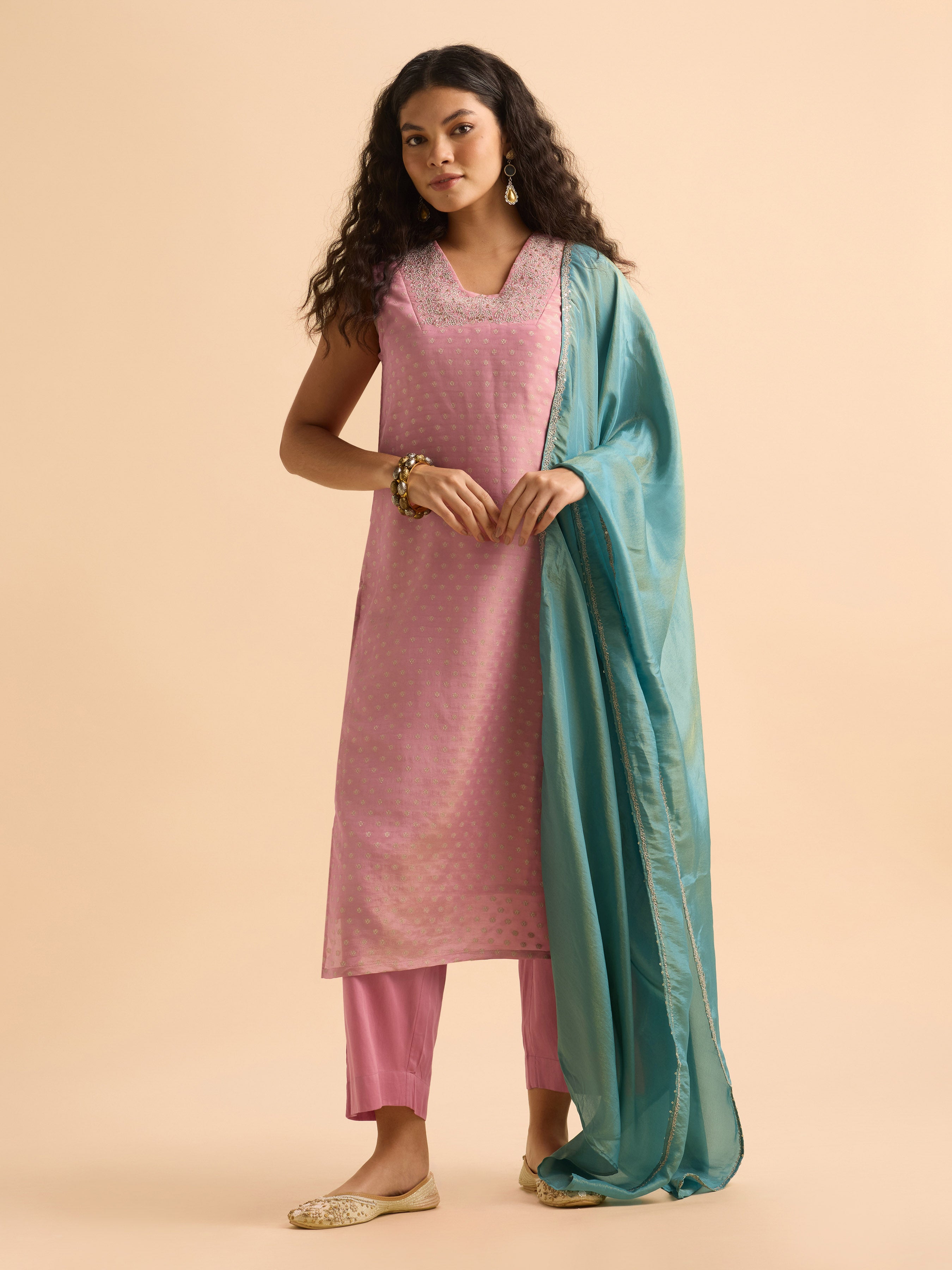 Pink Colour Viscose Shimmer Plain Slitted Kurti Set With Embroidery And Hand Work
