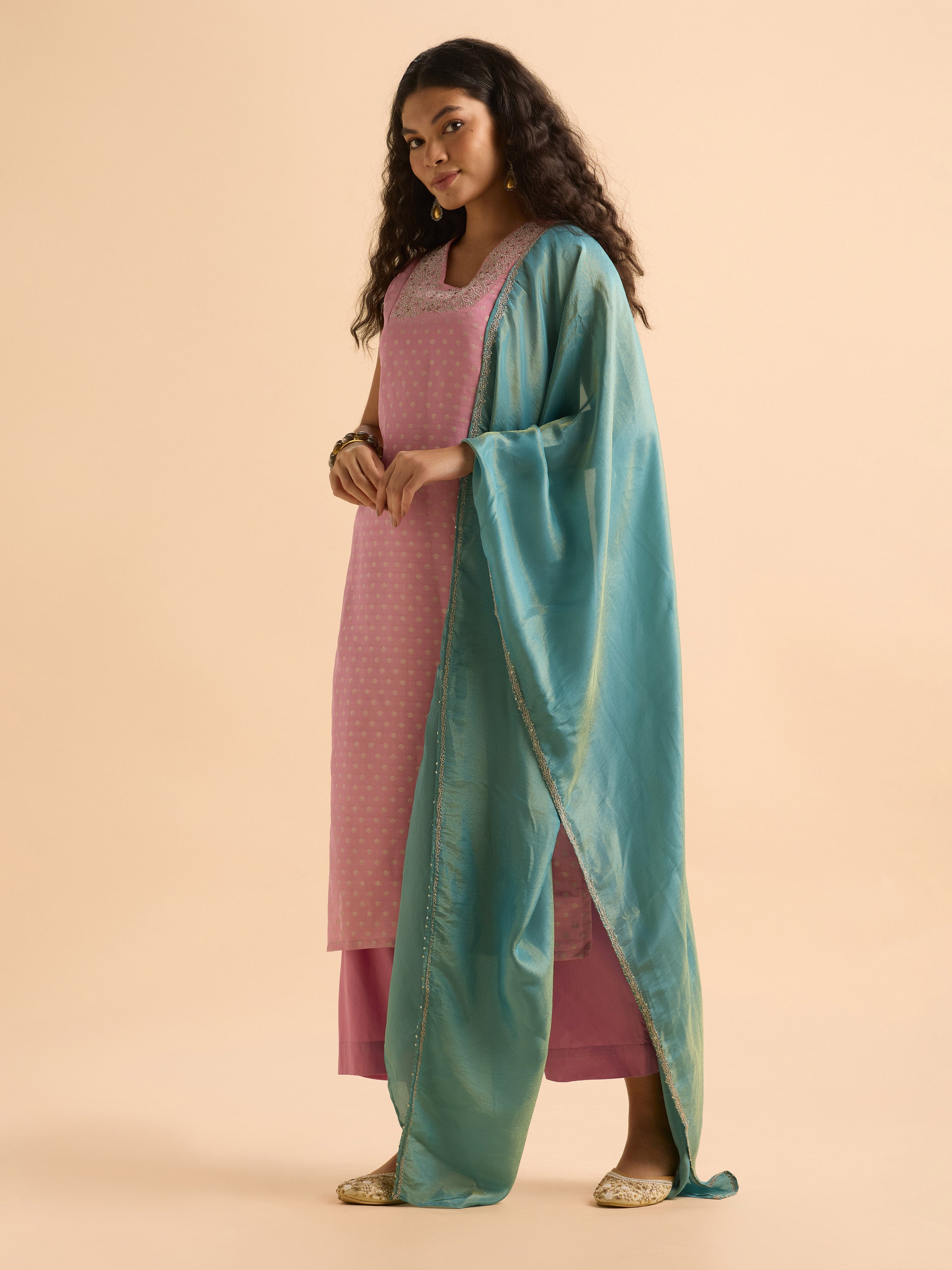 Pink Colour Viscose Shimmer Plain Slitted Kurti Set With Embroidery And Hand Work