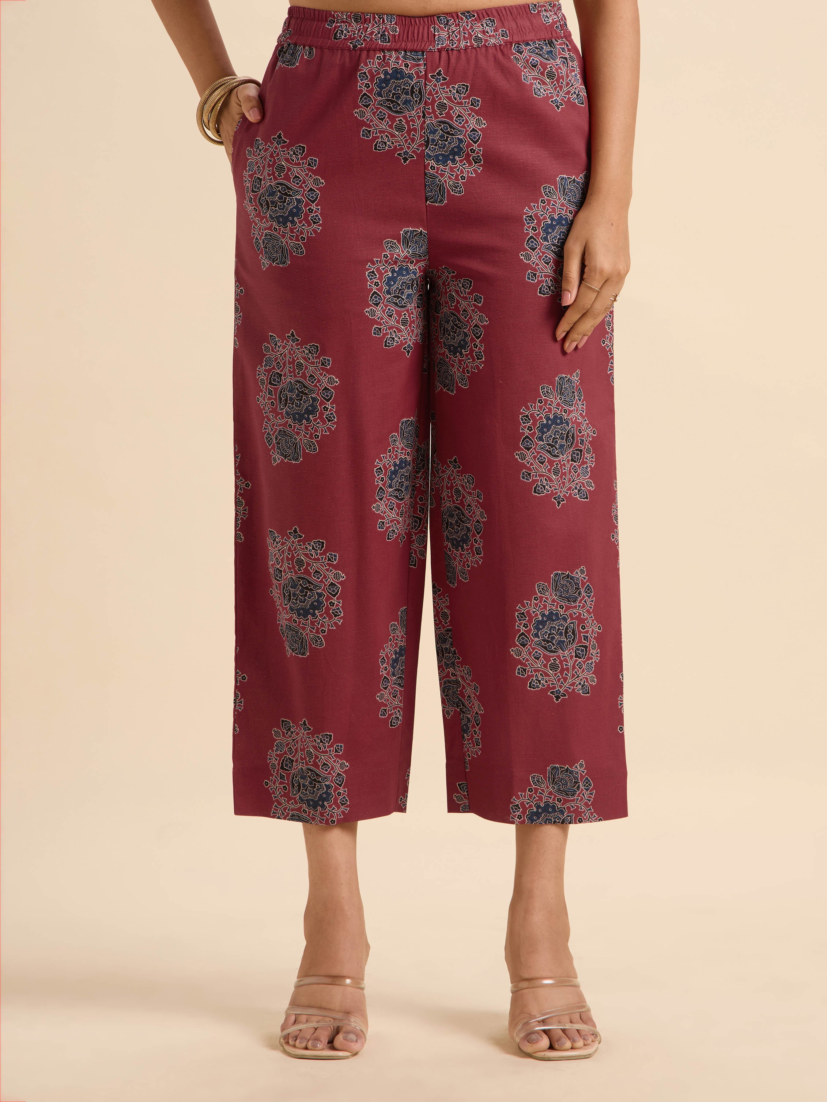 Red And Blue Cotton Flax Printed Flared Princess Cut Kurti Set