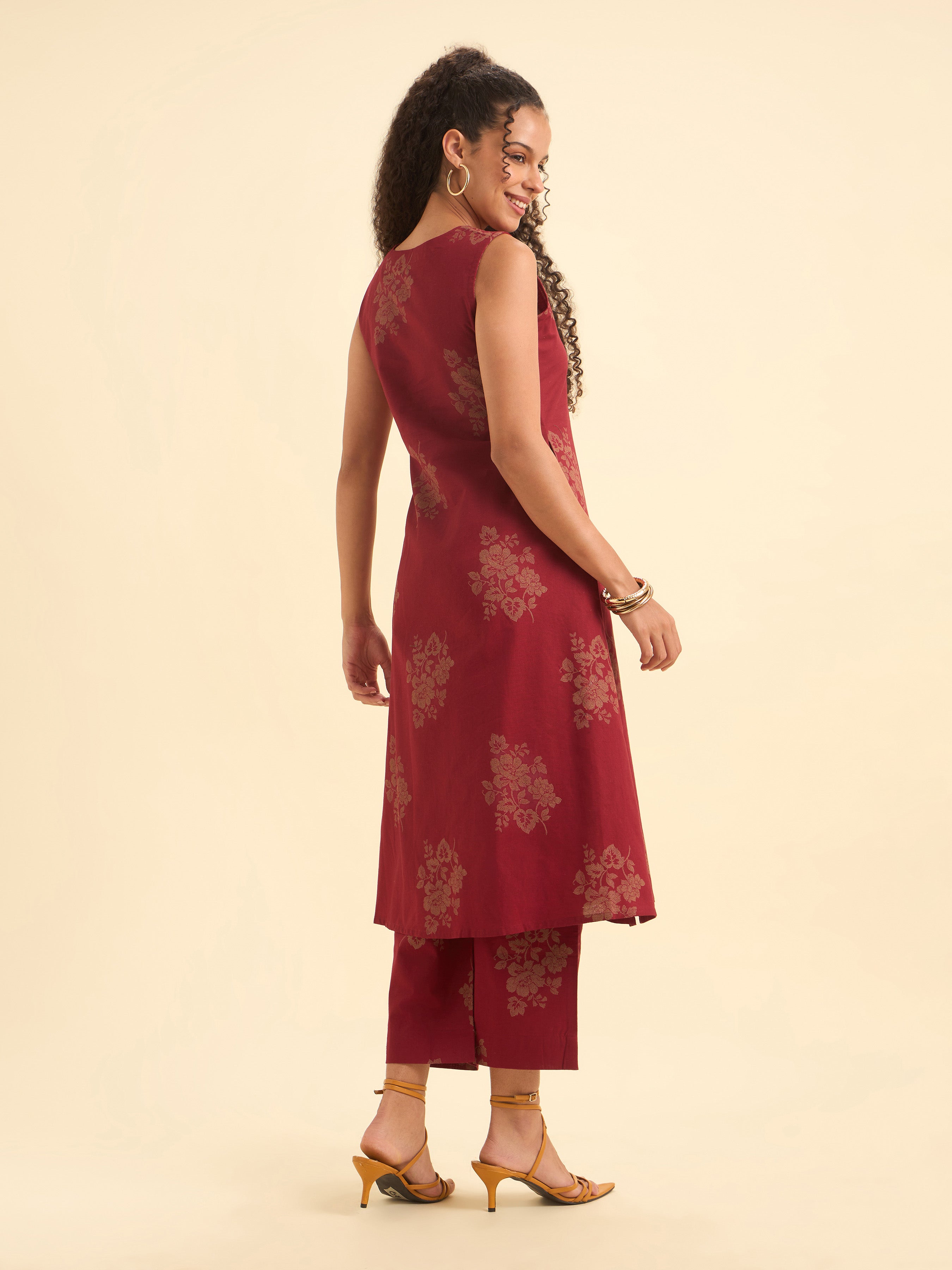 Red Colour Cotton Flax Printed Flared Kurti With Bottom