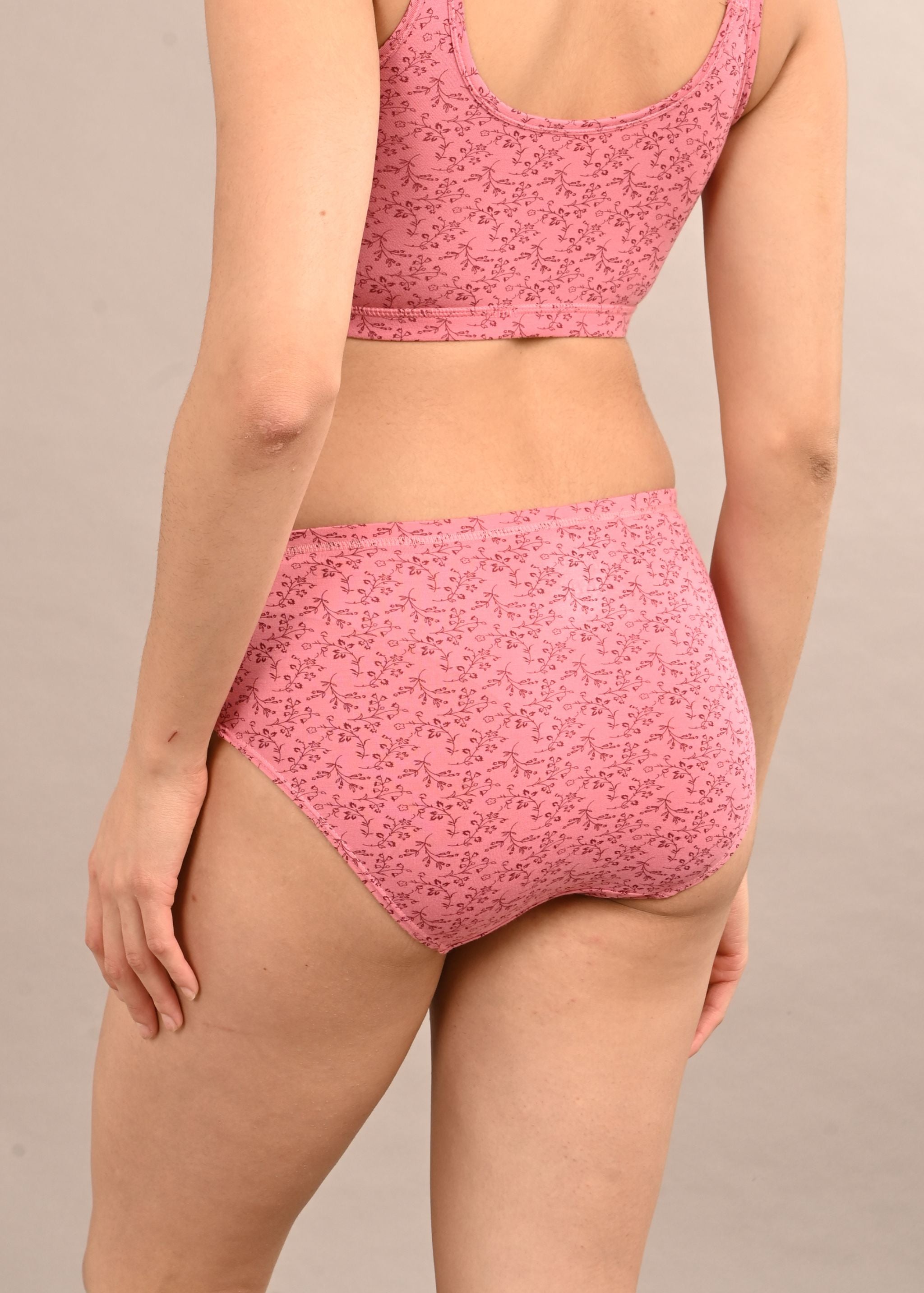 JULIA :Inner Elastic Comfy Forward Printed Panty