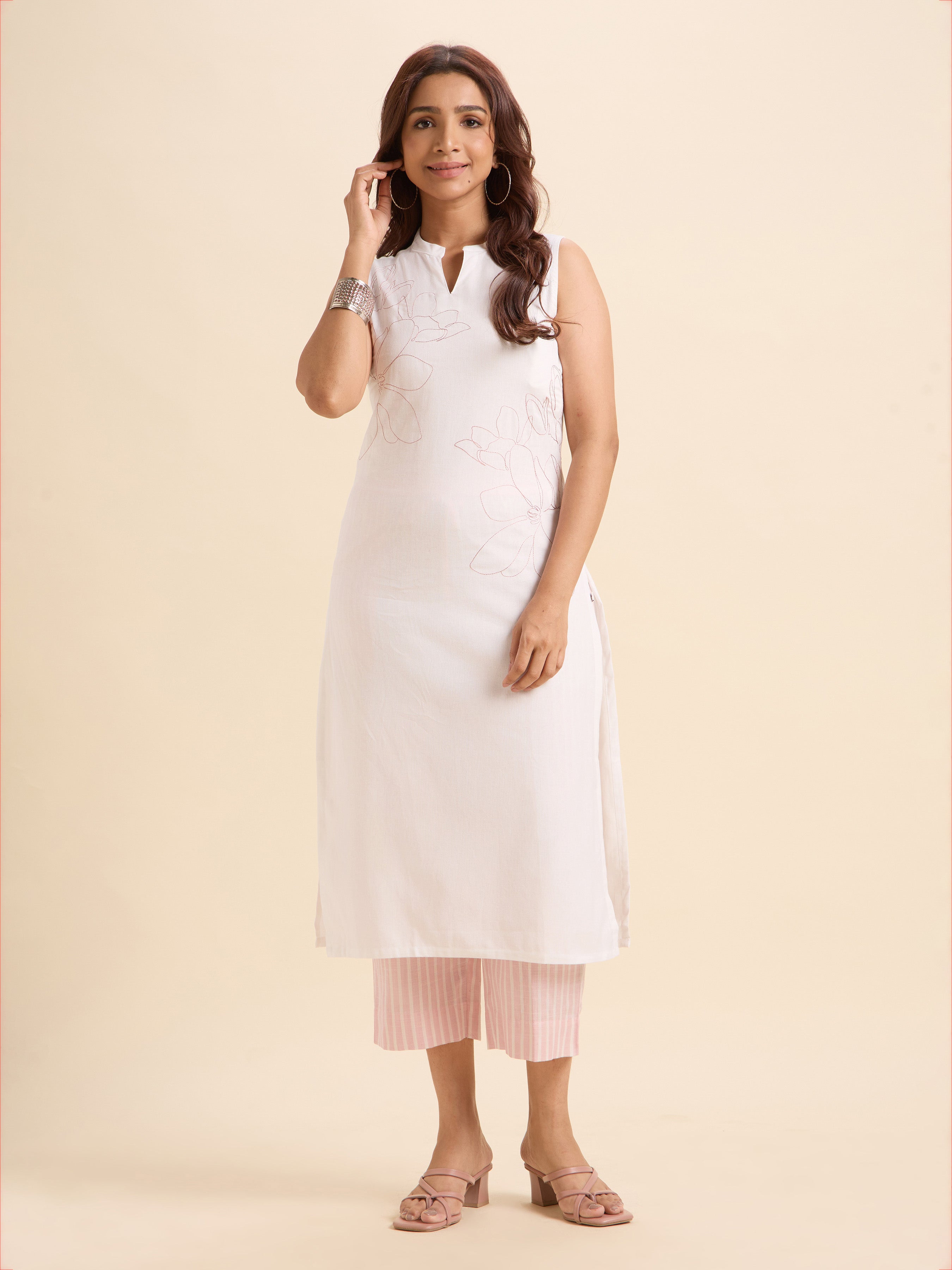 White Cotton Flax Plain Kurti And Striped Bottom Set With Embroidery
