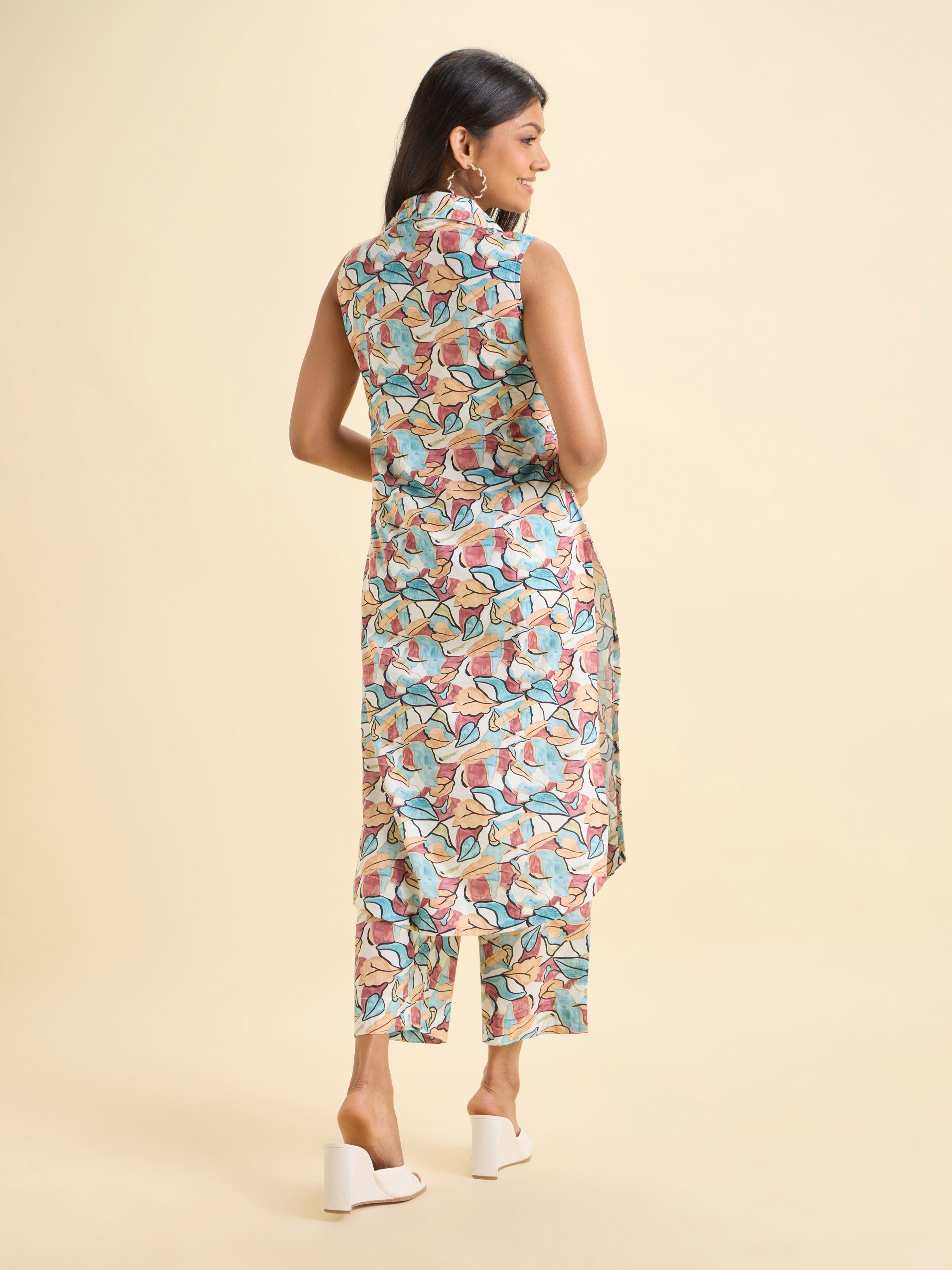 White Multi Colour Cotton Printed Kurti Set With Bottom