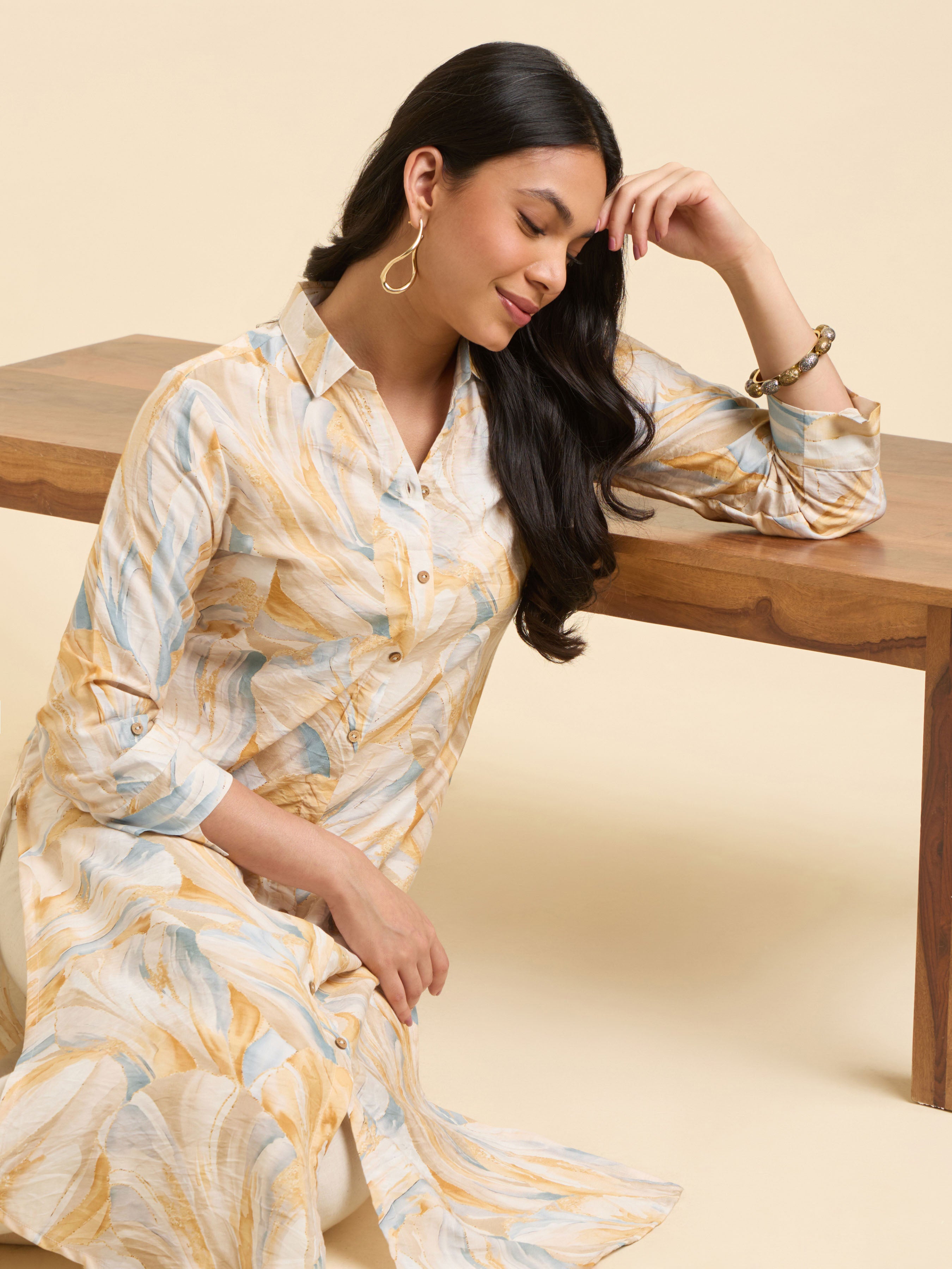 White Multi Colour Poly Viscose Printed Kurti With Curved Hem