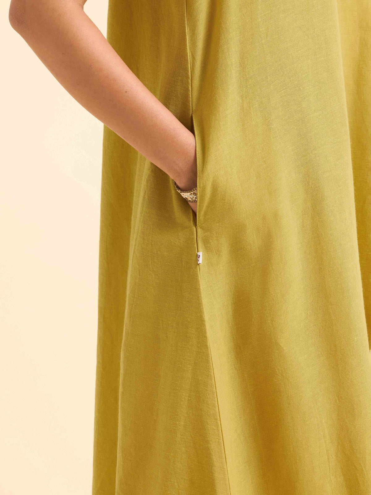 Yellow Cotton Flax Plain Relaxed Fit Kurti With Lace