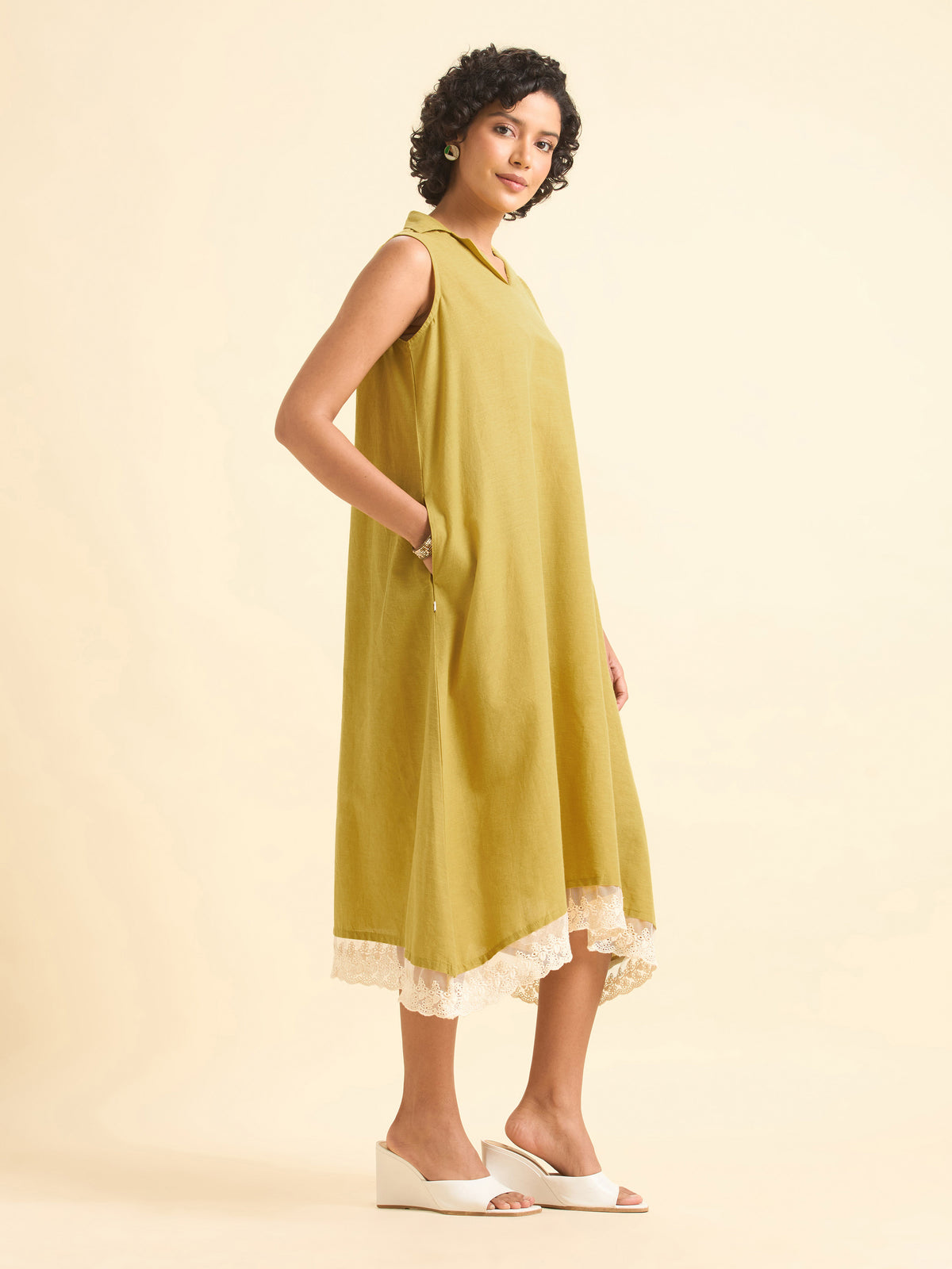 Yellow Cotton Flax Plain Relaxed Fit Kurti With Lace