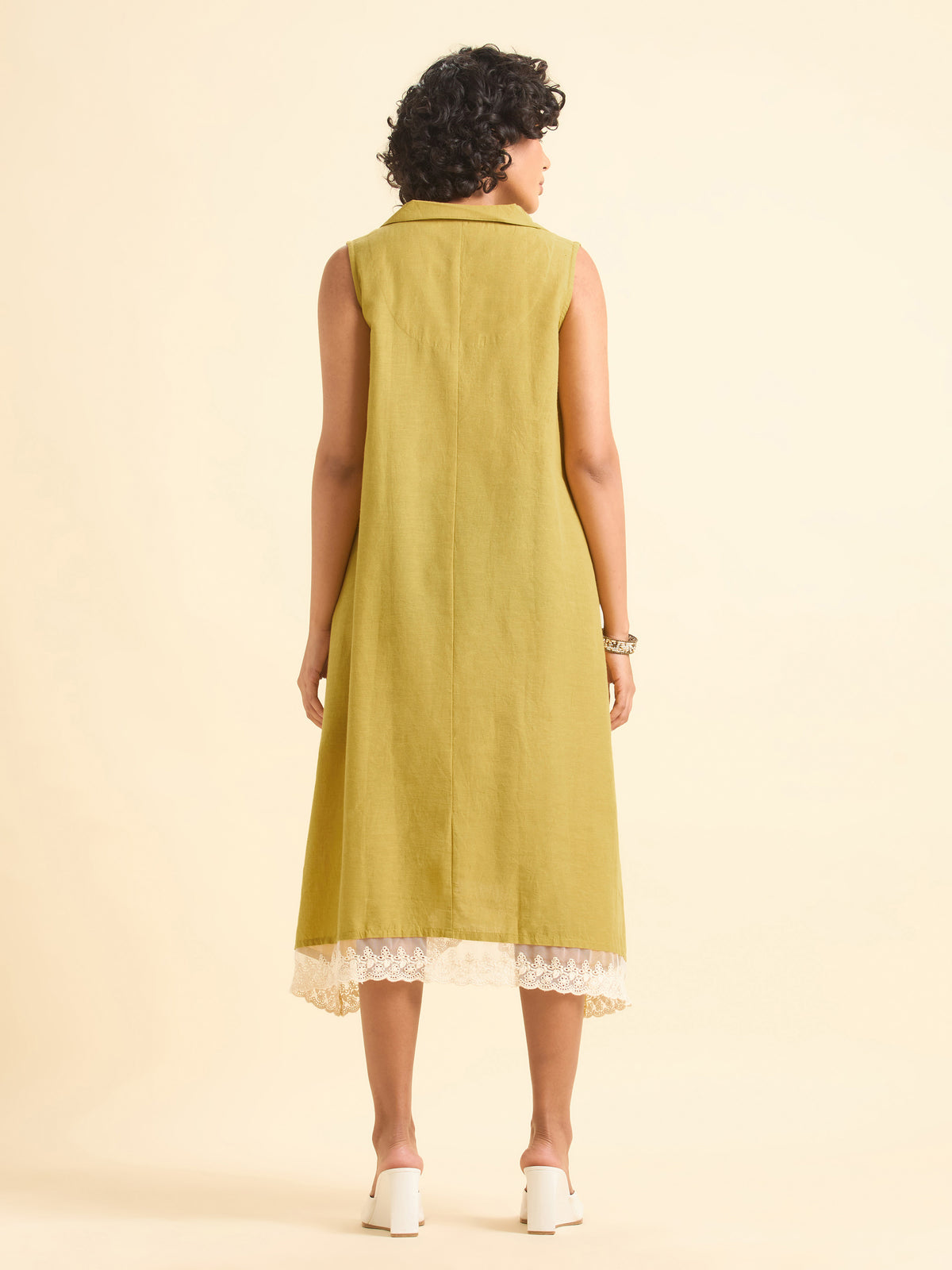 Yellow Cotton Flax Plain Relaxed Fit Kurti With Lace